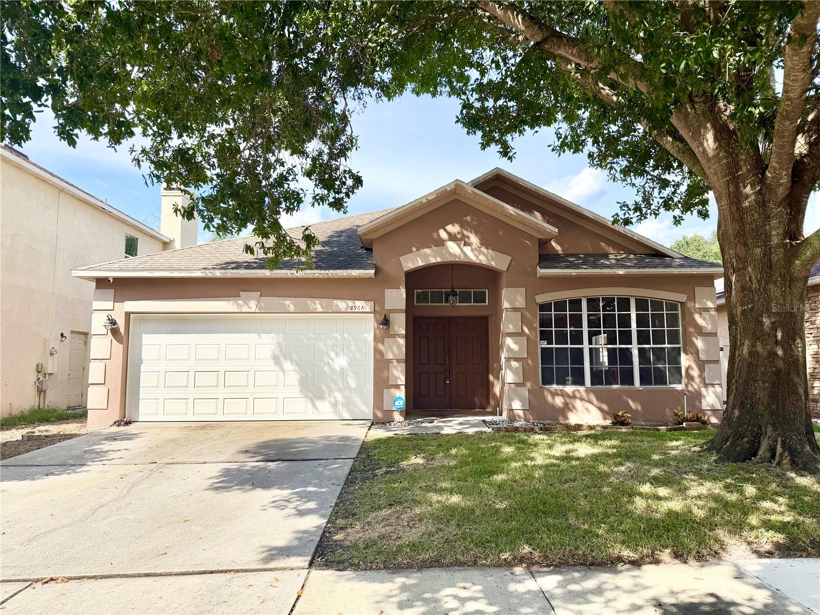 3961 Shawn Cir — photo