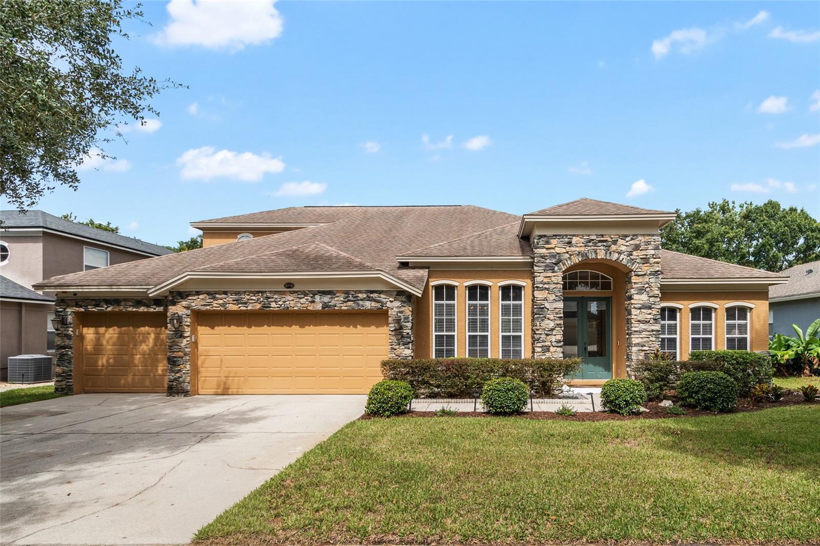 2712 Aloma Oaks Dr — photo