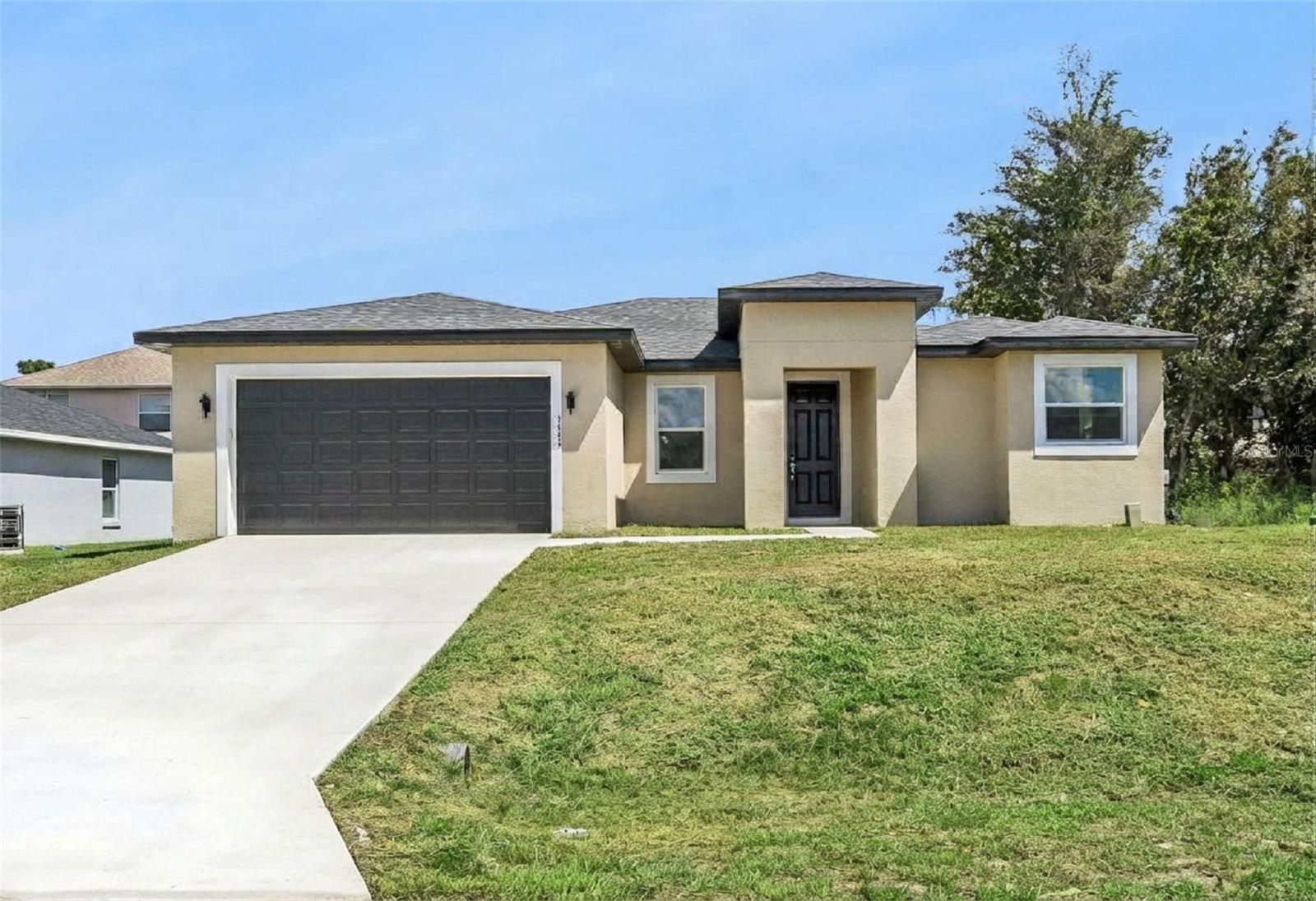 1444 Sarasota Dr — photo