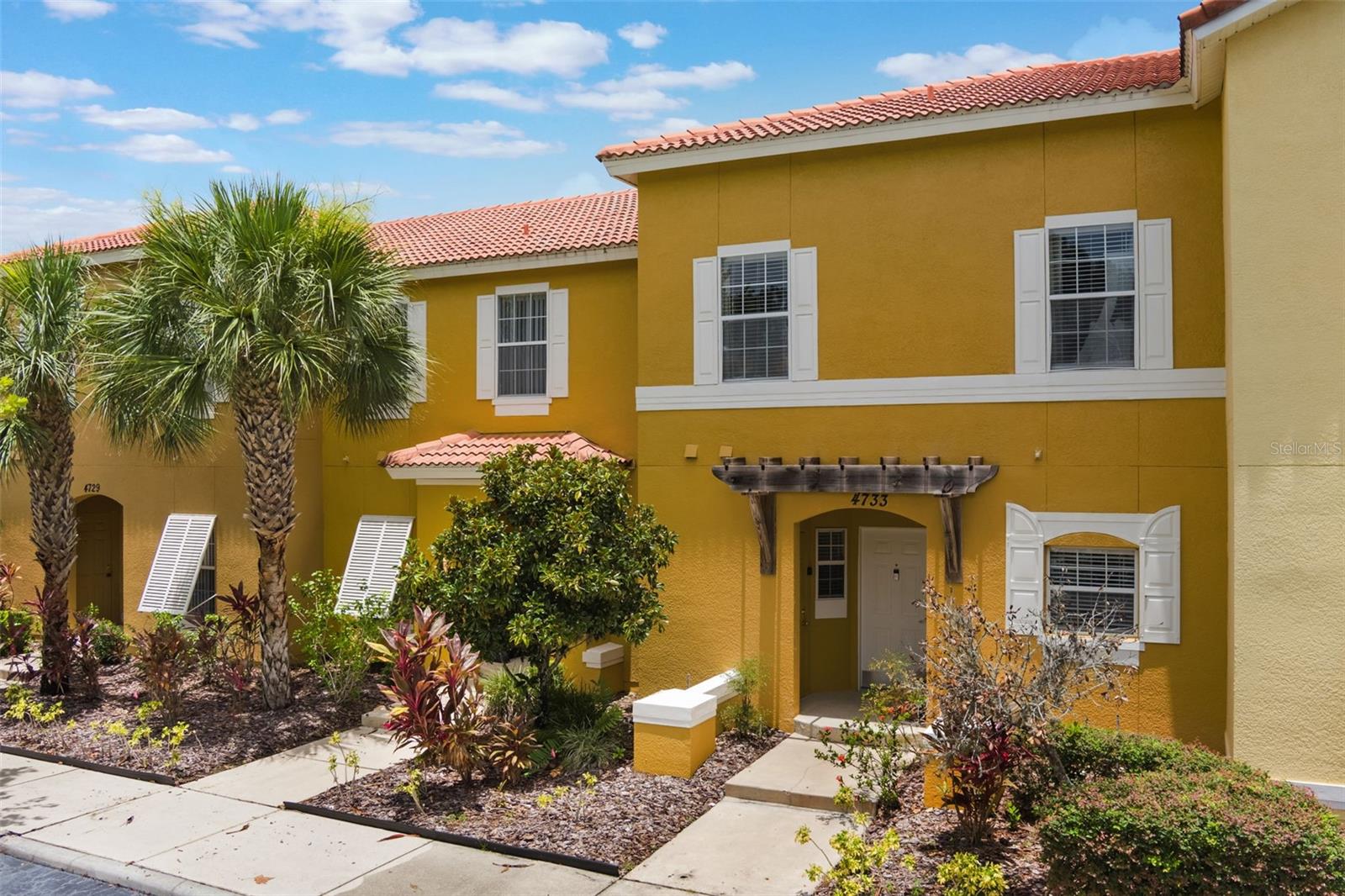 4733 Vero Beach Pl — photo