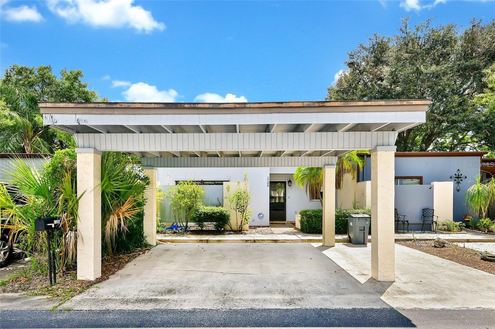 2300 Barbados Dr — photo