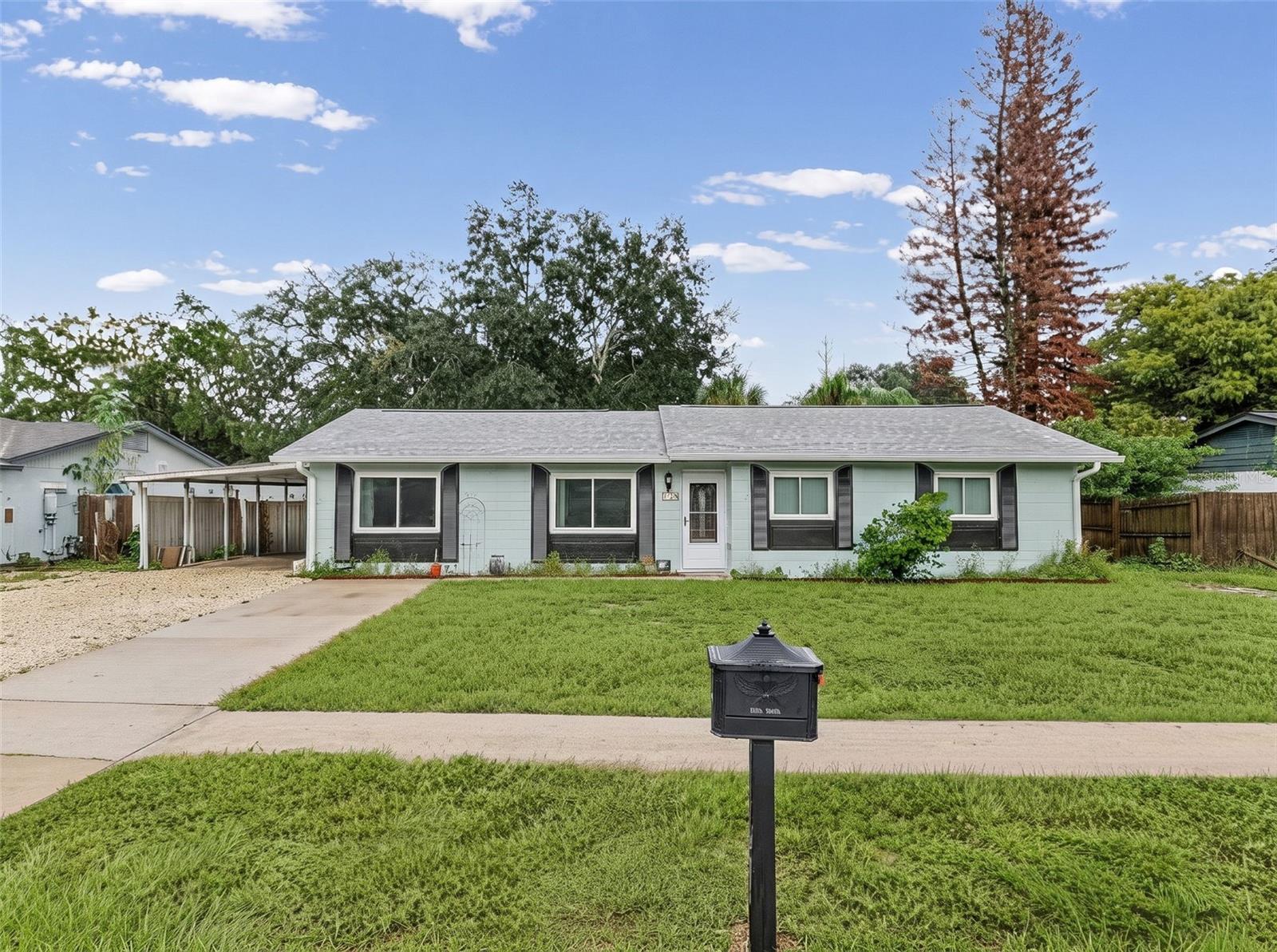 1107 Jerome Way — photo