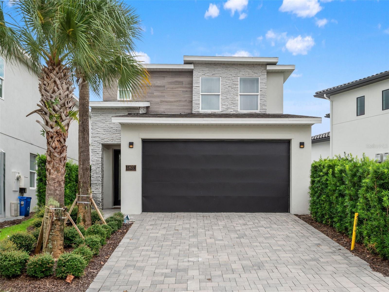 1407 Titian Ct — photo