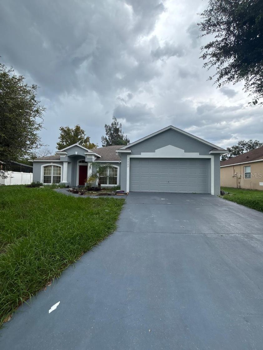 1427 N Grand Reserve Dr — photo