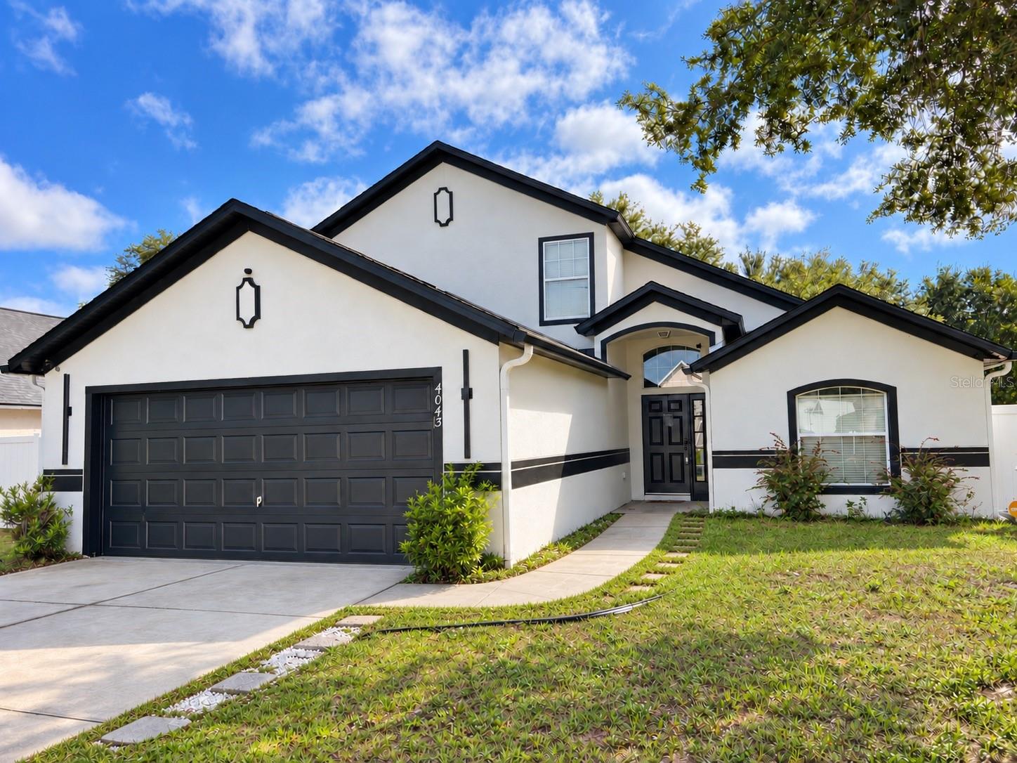 4043 Waltham Forest Dr — photo