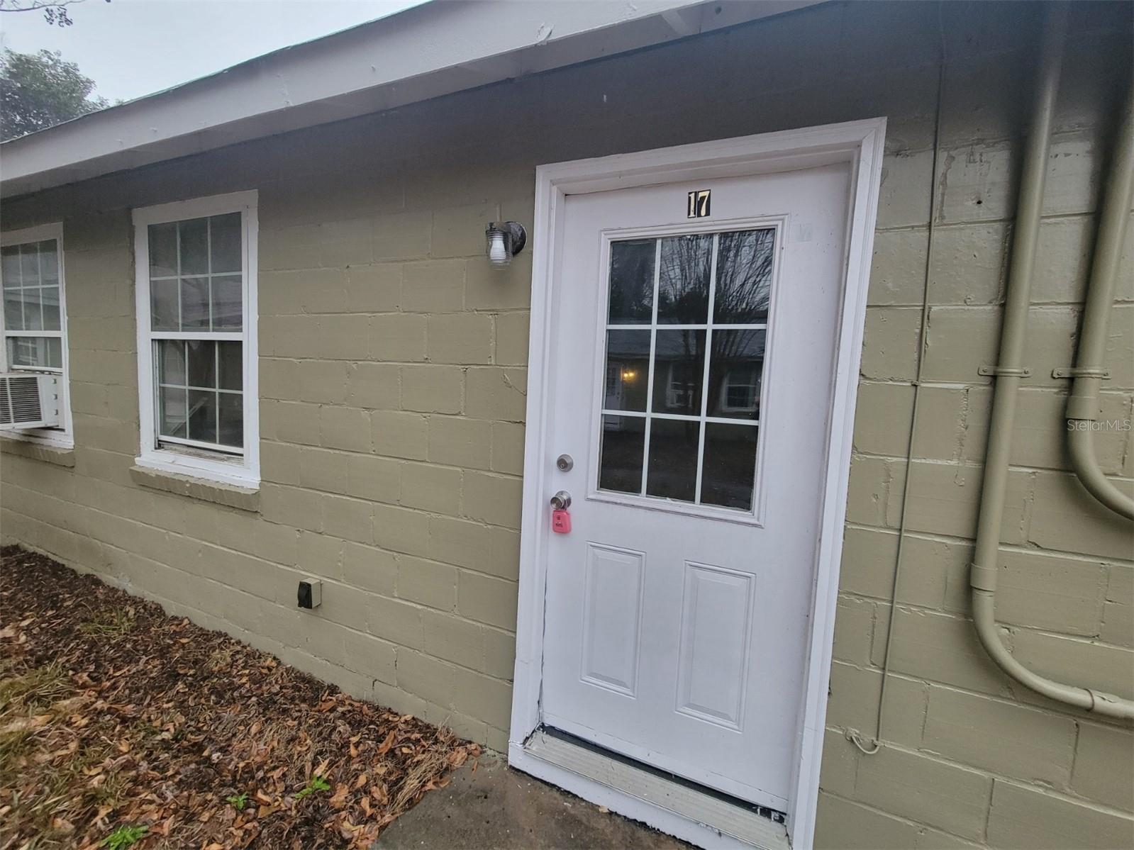 455 Pursley Street #B17 — photo