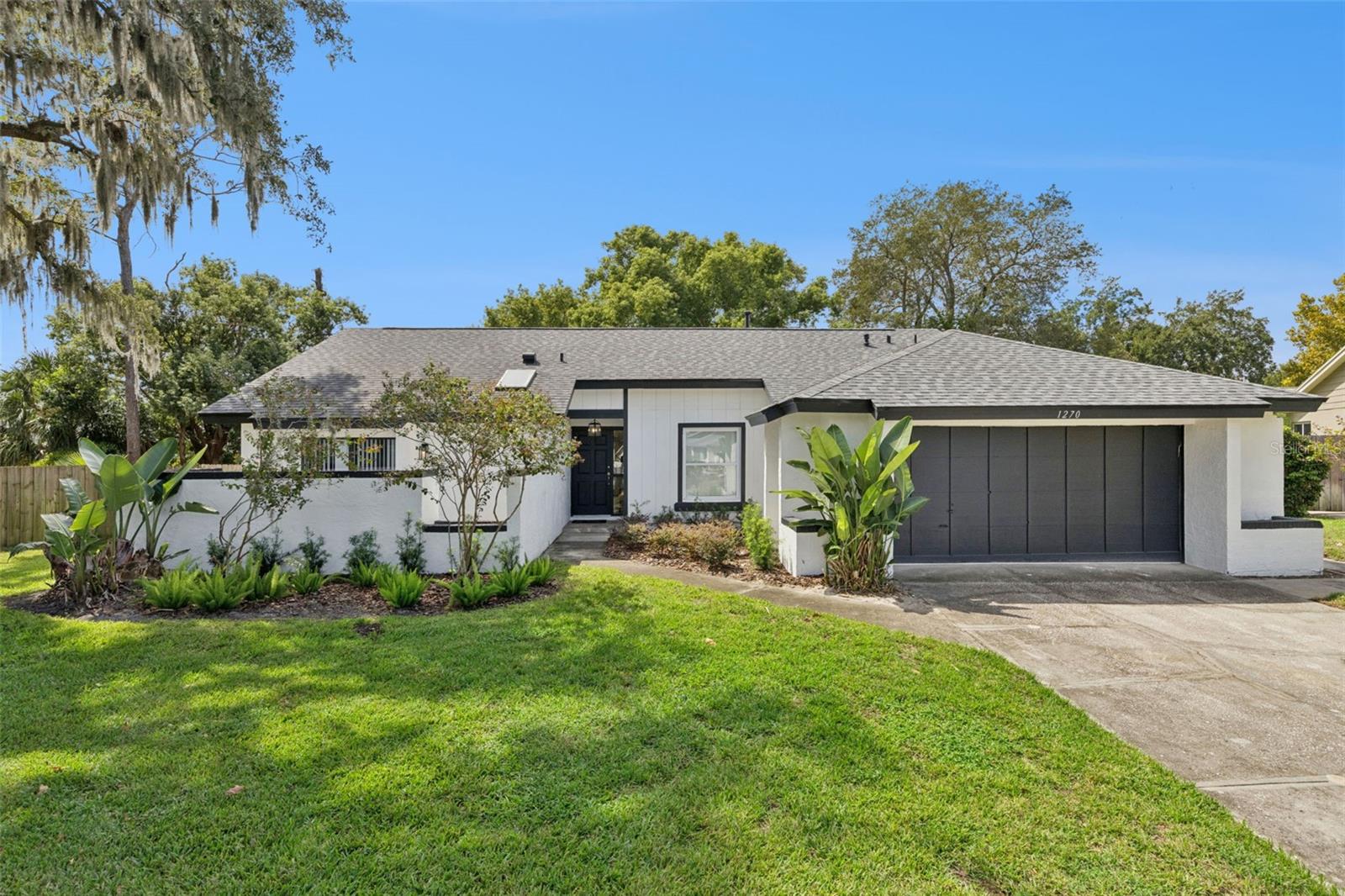 1270 Queen Elaine Dr — photo