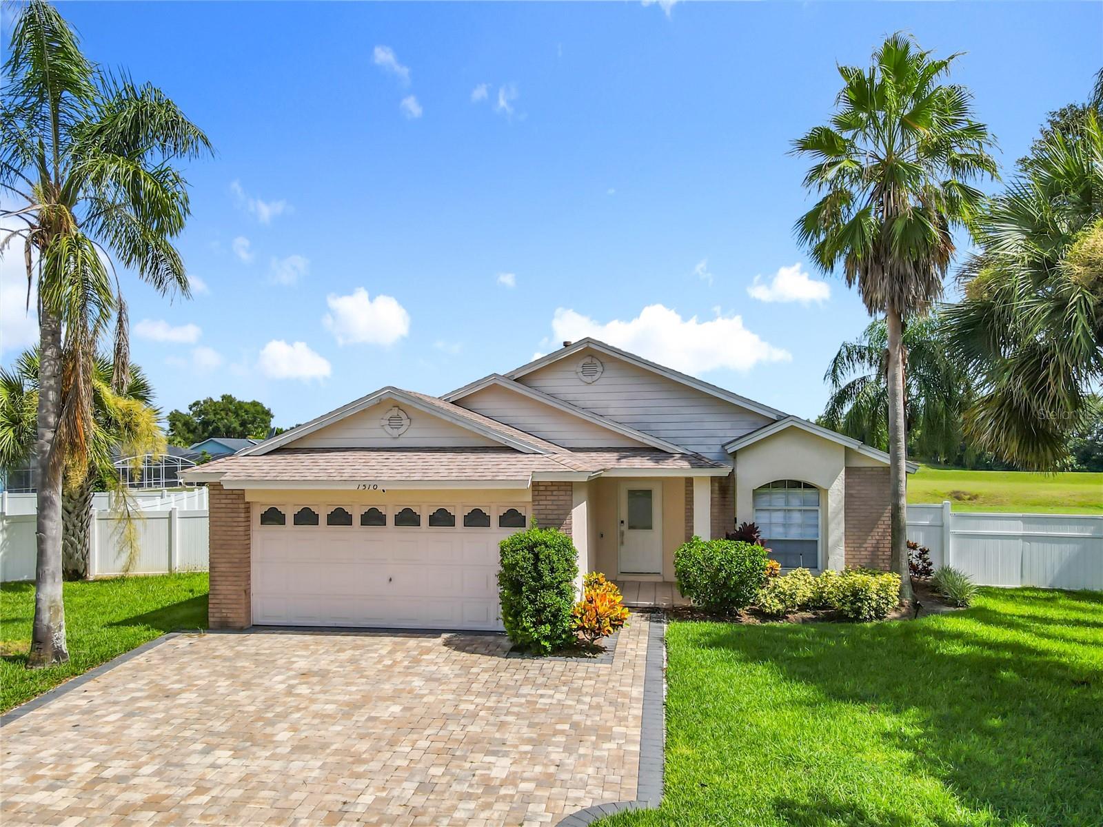 1510 Chapman Oak Ct — photo