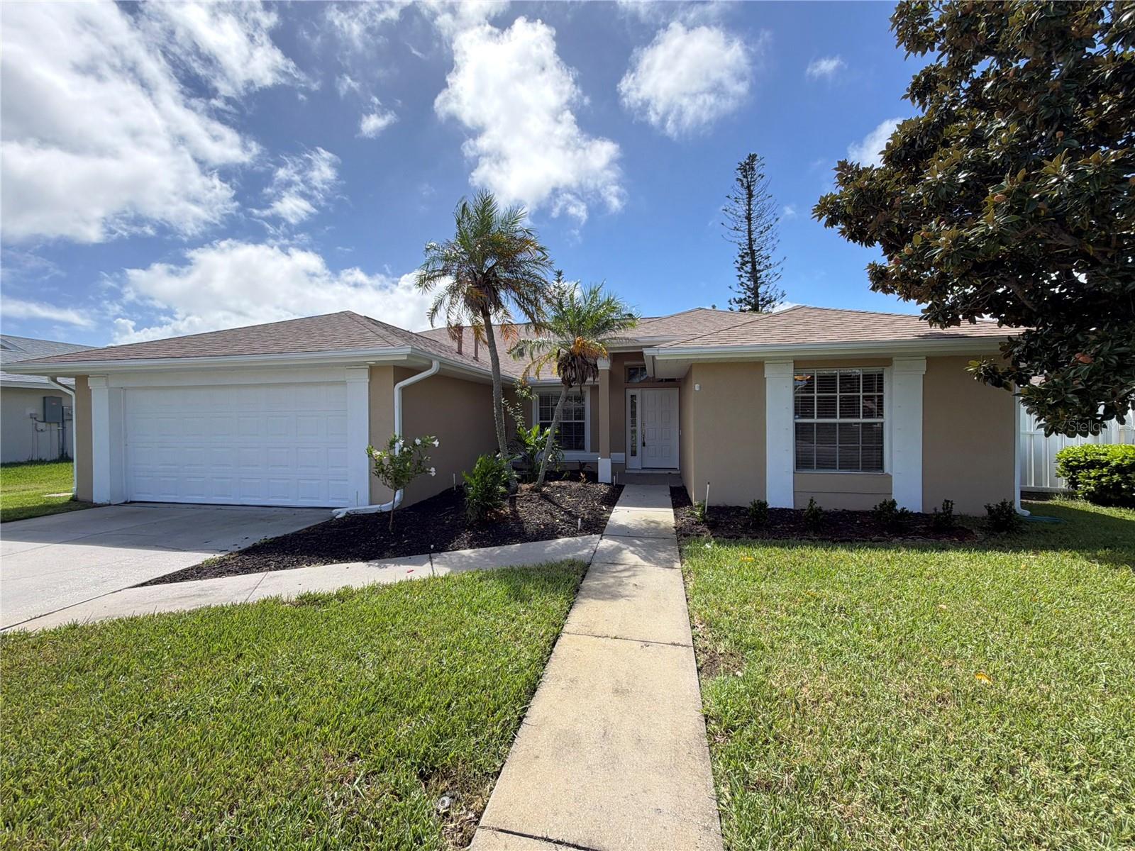 771 Sandhill Crane Ct — photo
