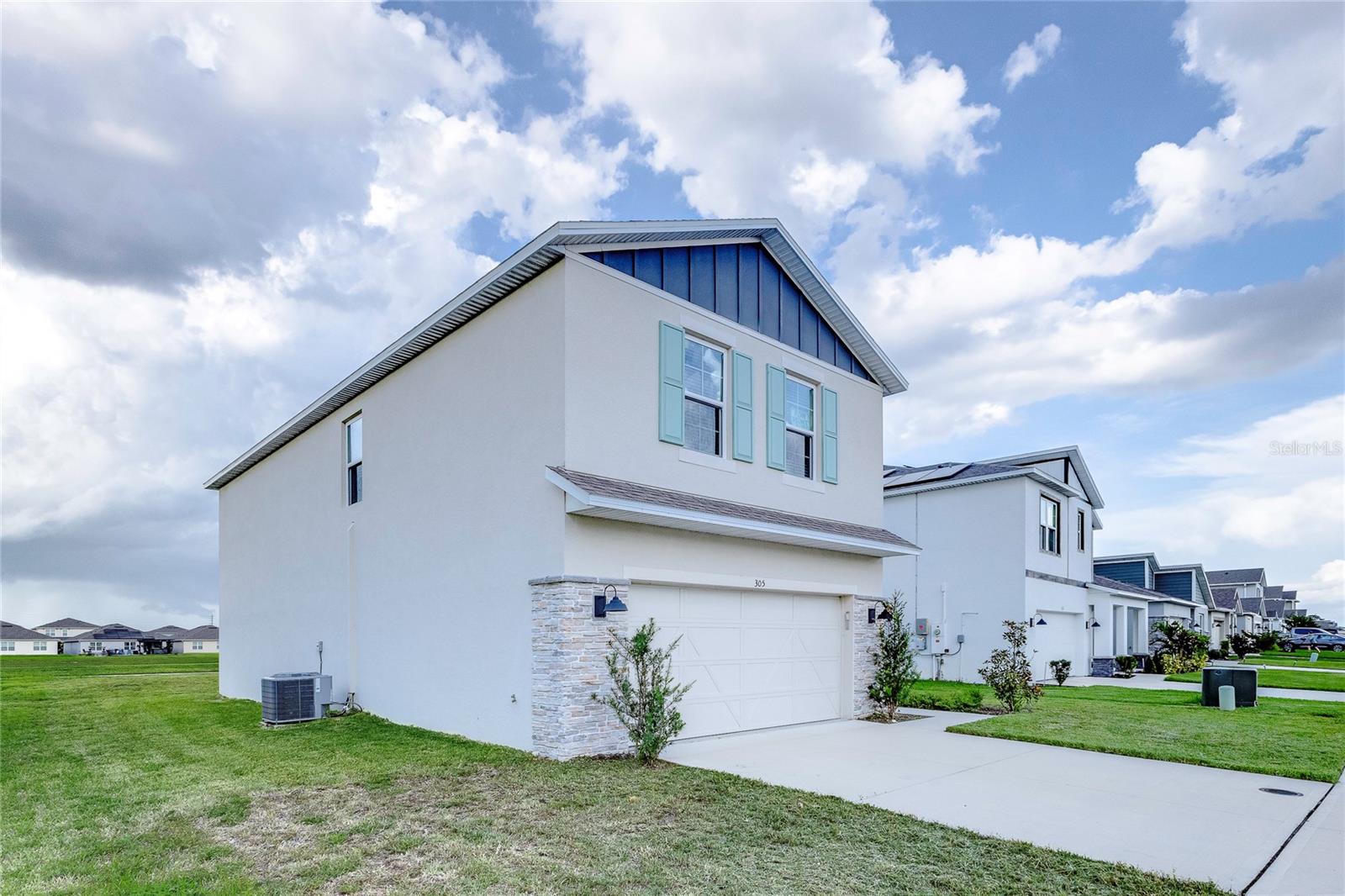305 Talisi Loop, St Cloud, FL 34771 — photo 2