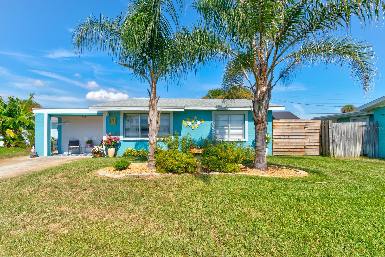 14 Tropical Dr — photo