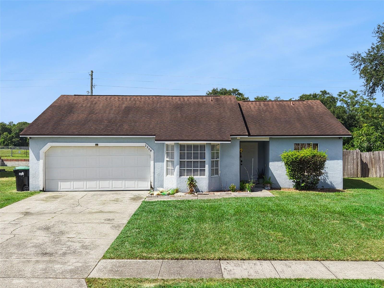 2204 Bridgewood Trl — photo
