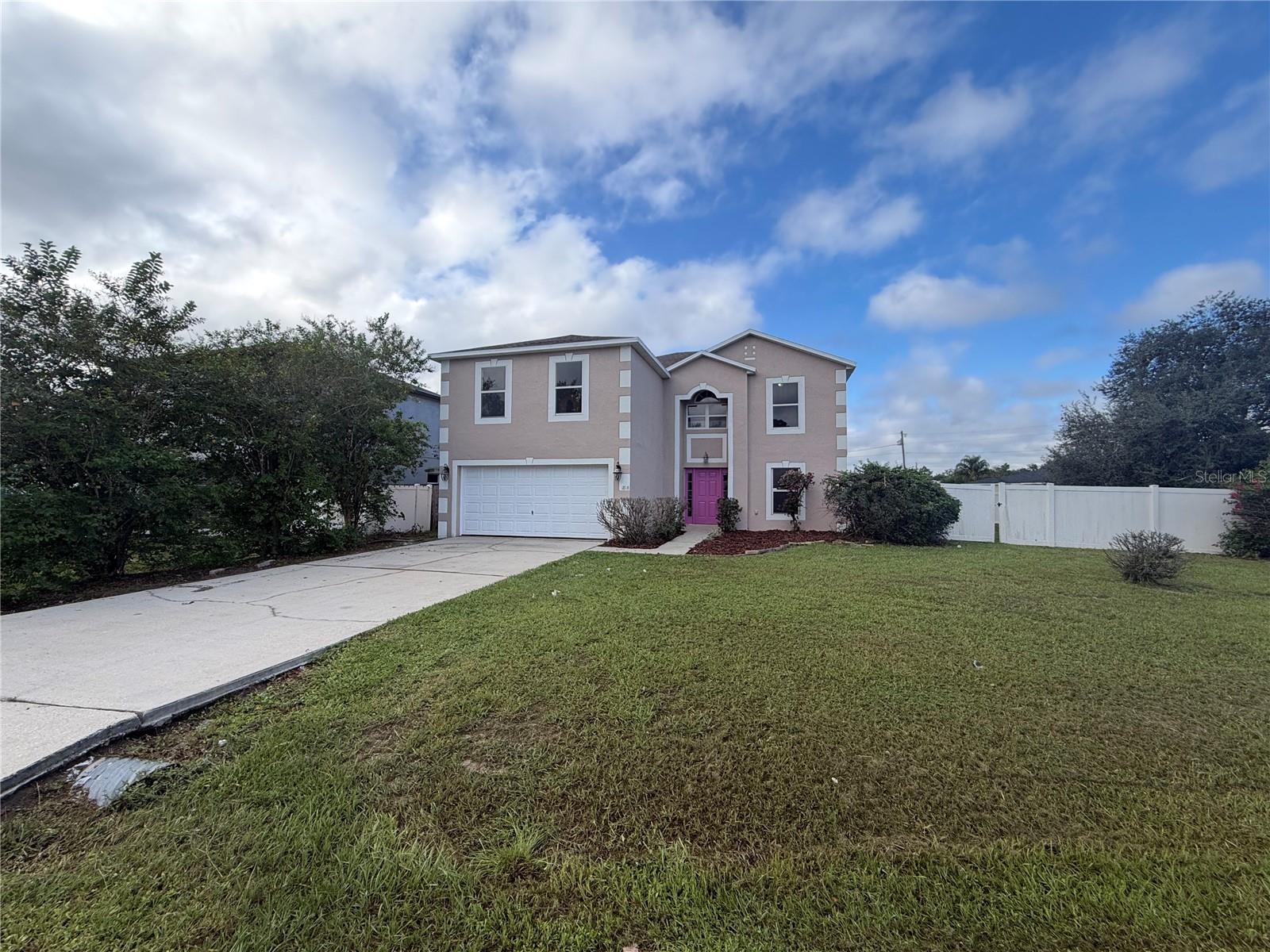 1818 Superior Ct — photo