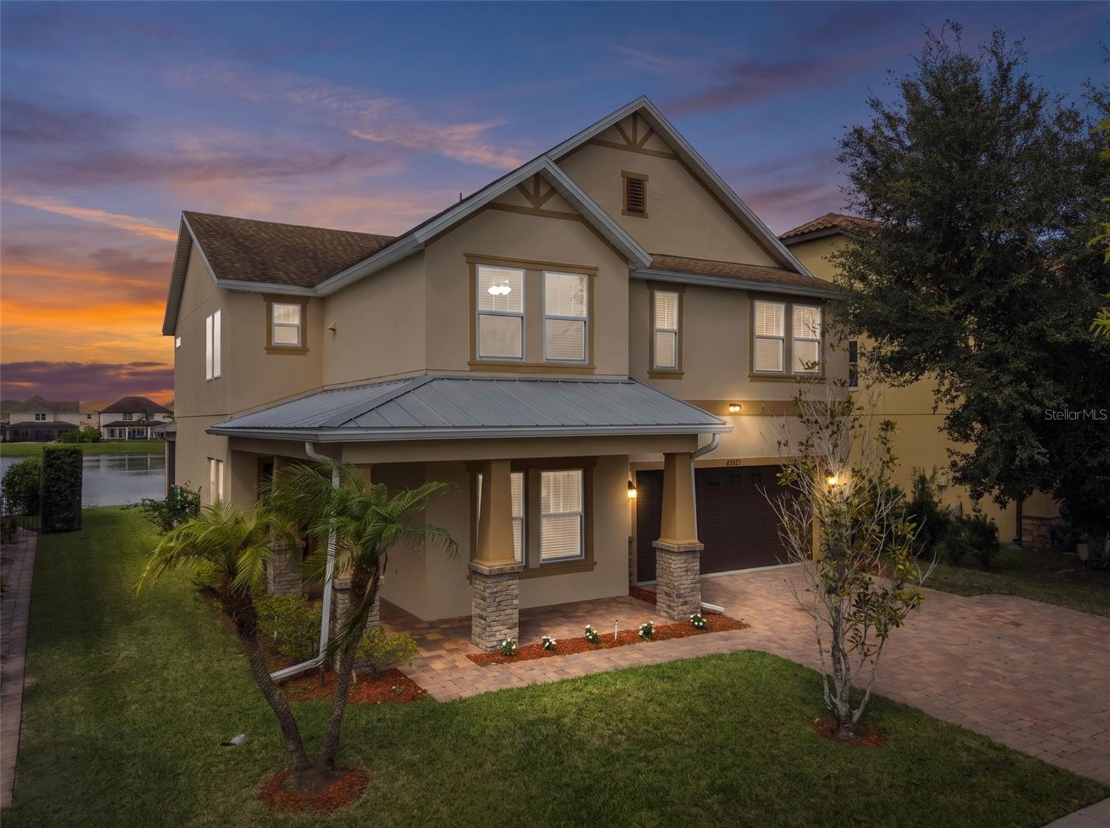 14852 Golden Sunburst Ave — photo