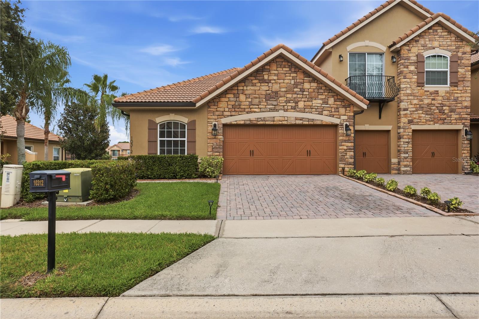 10312 Belfry Cir — photo