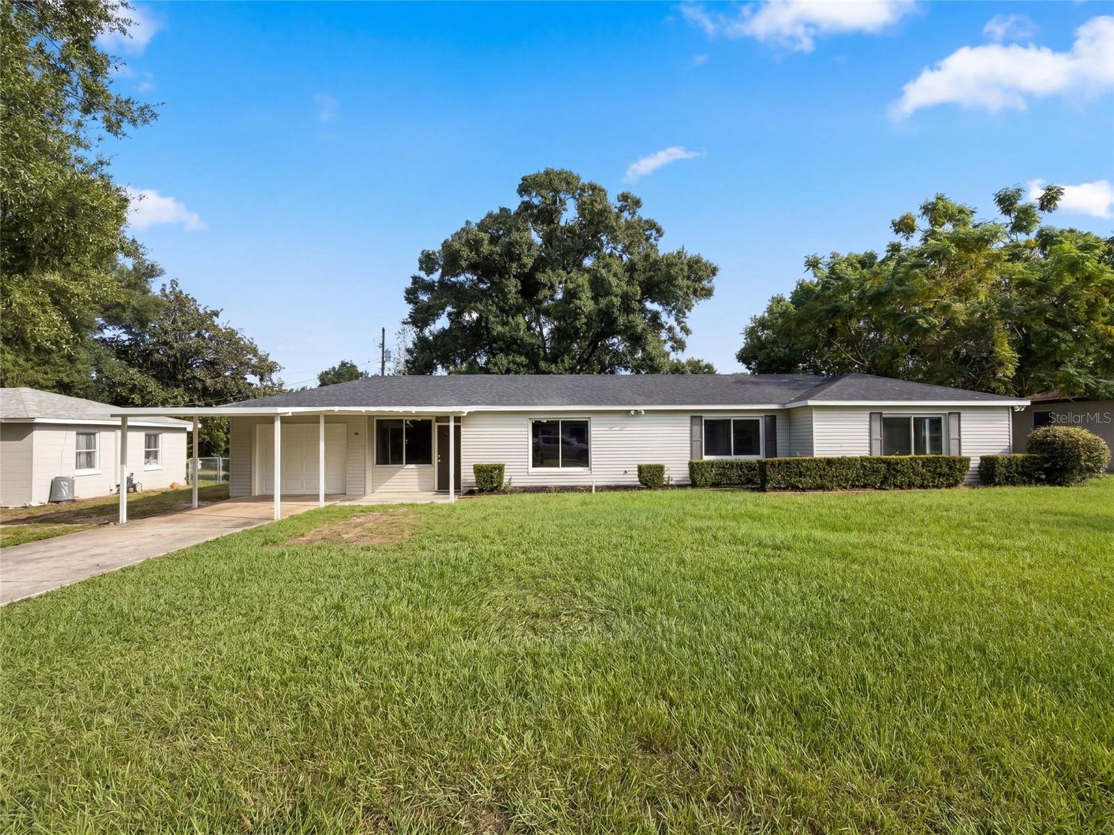 411 W Seminole Ave — photo