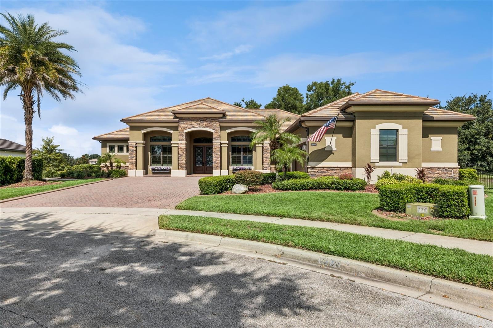 25444 Hawks Run Ln — photo