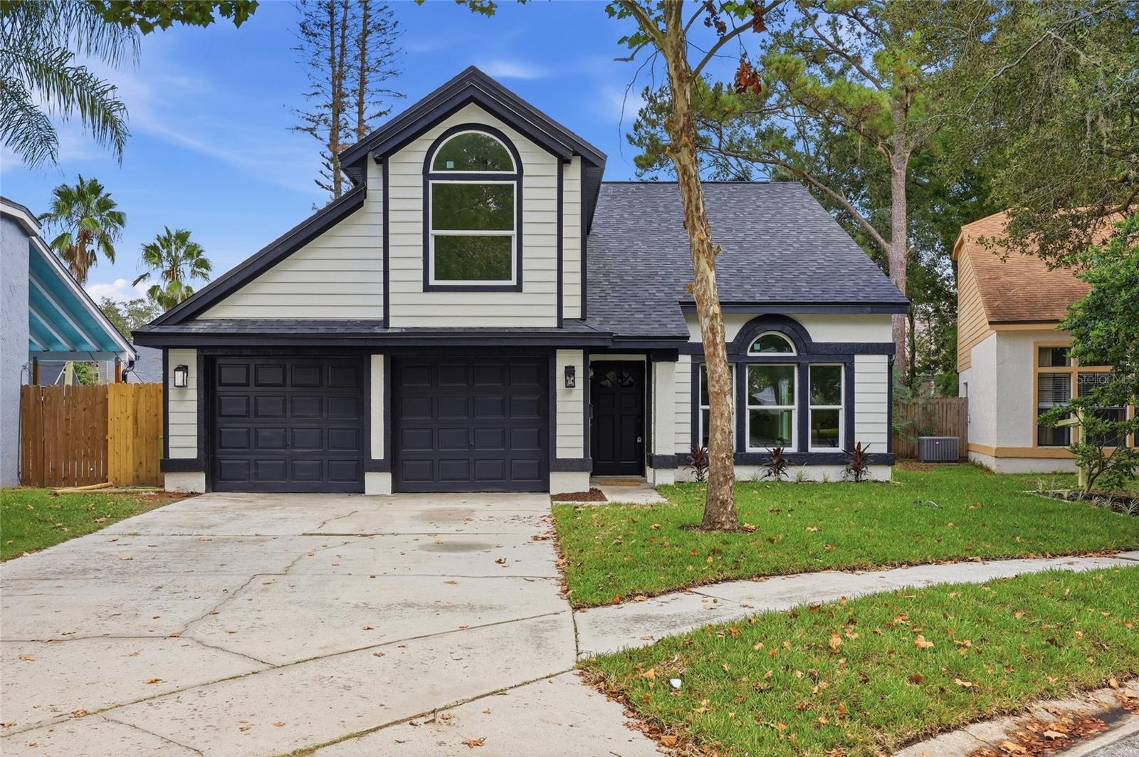 613 Charing Cross Ct — photo