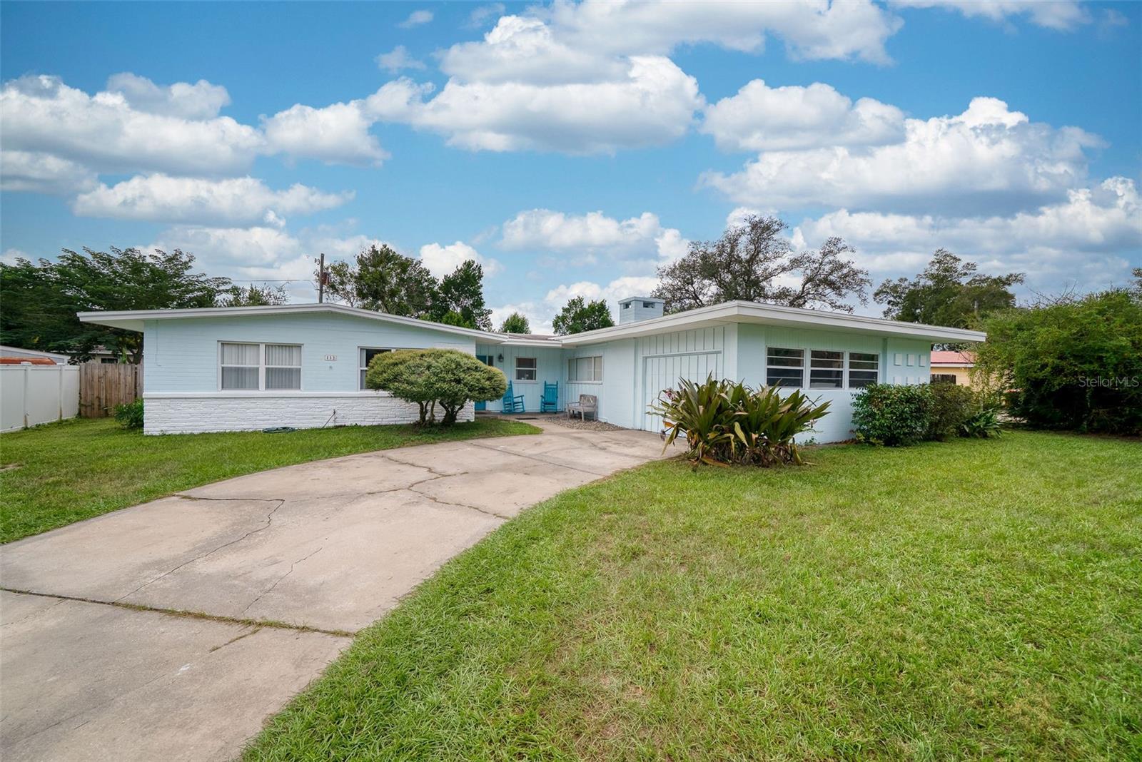 112 Bell Pl — photo