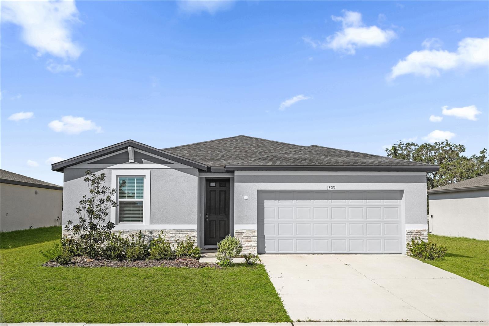 1329 Oak Valley Dr — photo