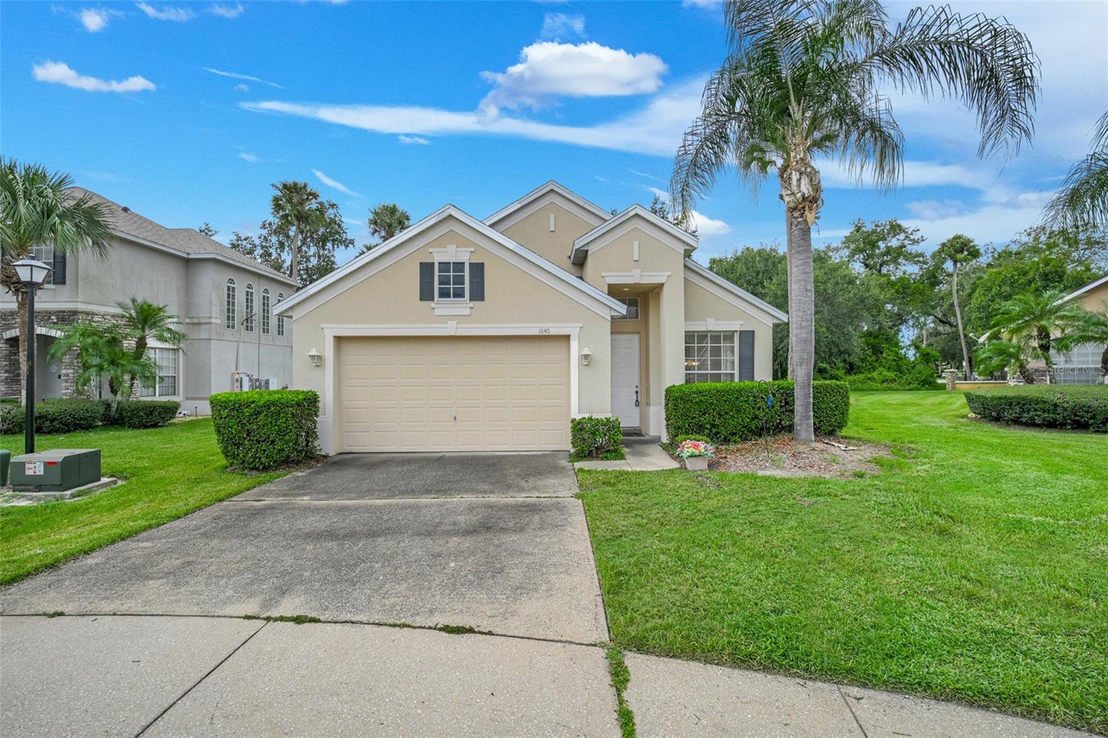 1640 Talon Court — photo