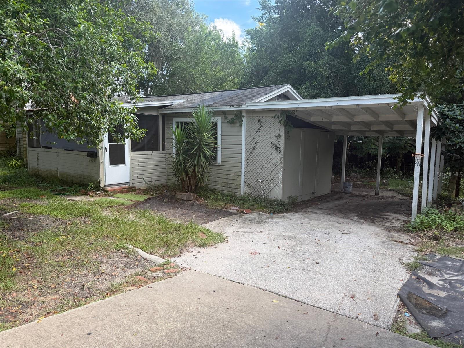 320 Alpine Dr — photo