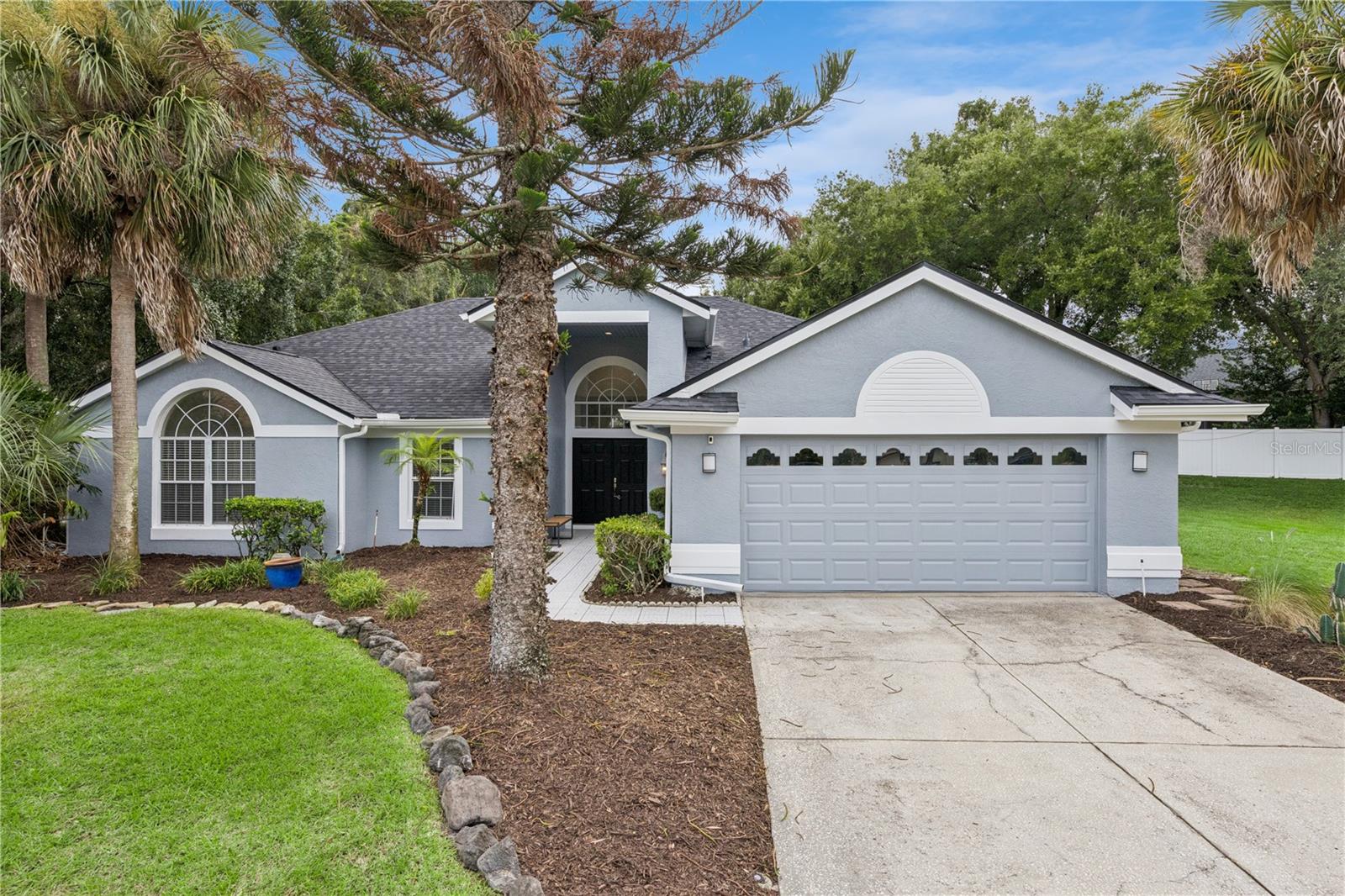 7830 Bridgestone Dr — photo