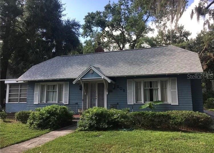 202 E Concord St — photo