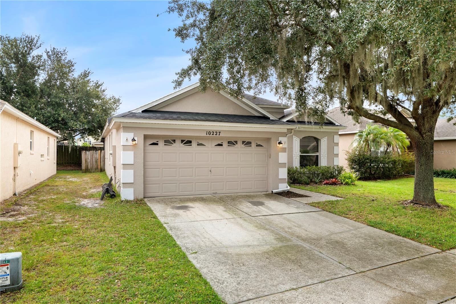 10227 Andover Point Cir — photo
