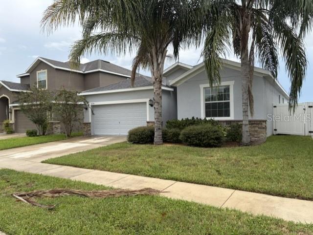 1574 Thetford Cir — photo
