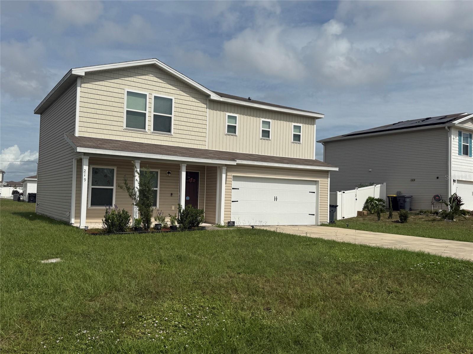 219 Hyacinth Ct — photo