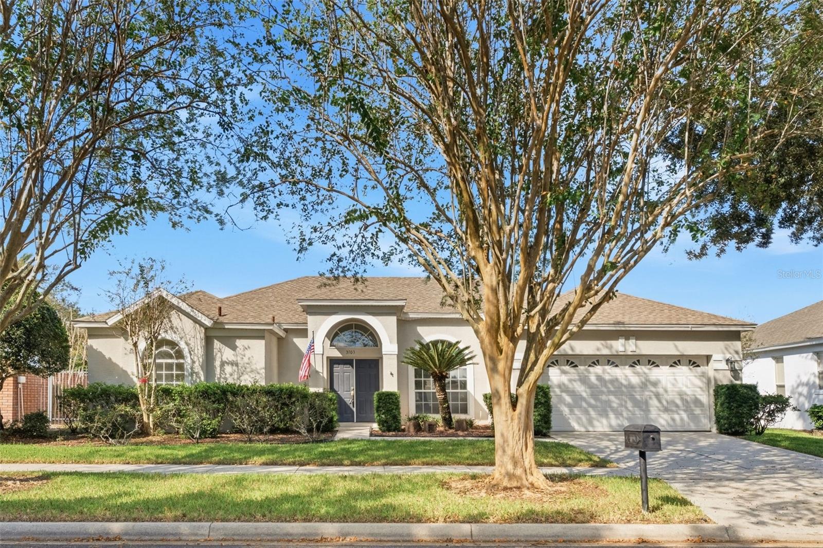 3703 Half Moon Dr — photo