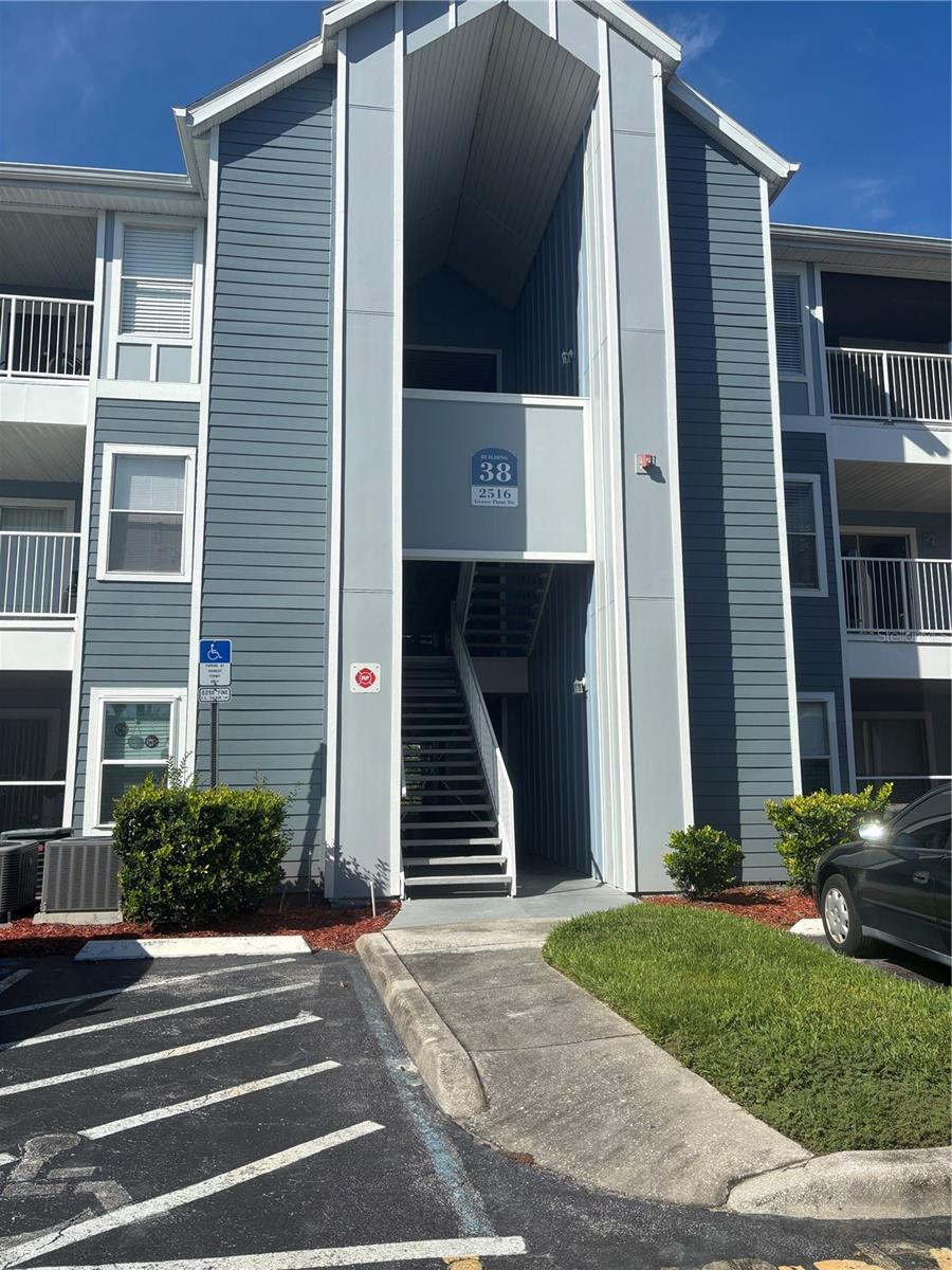 2516 Grassy Point Dr #206 — photo