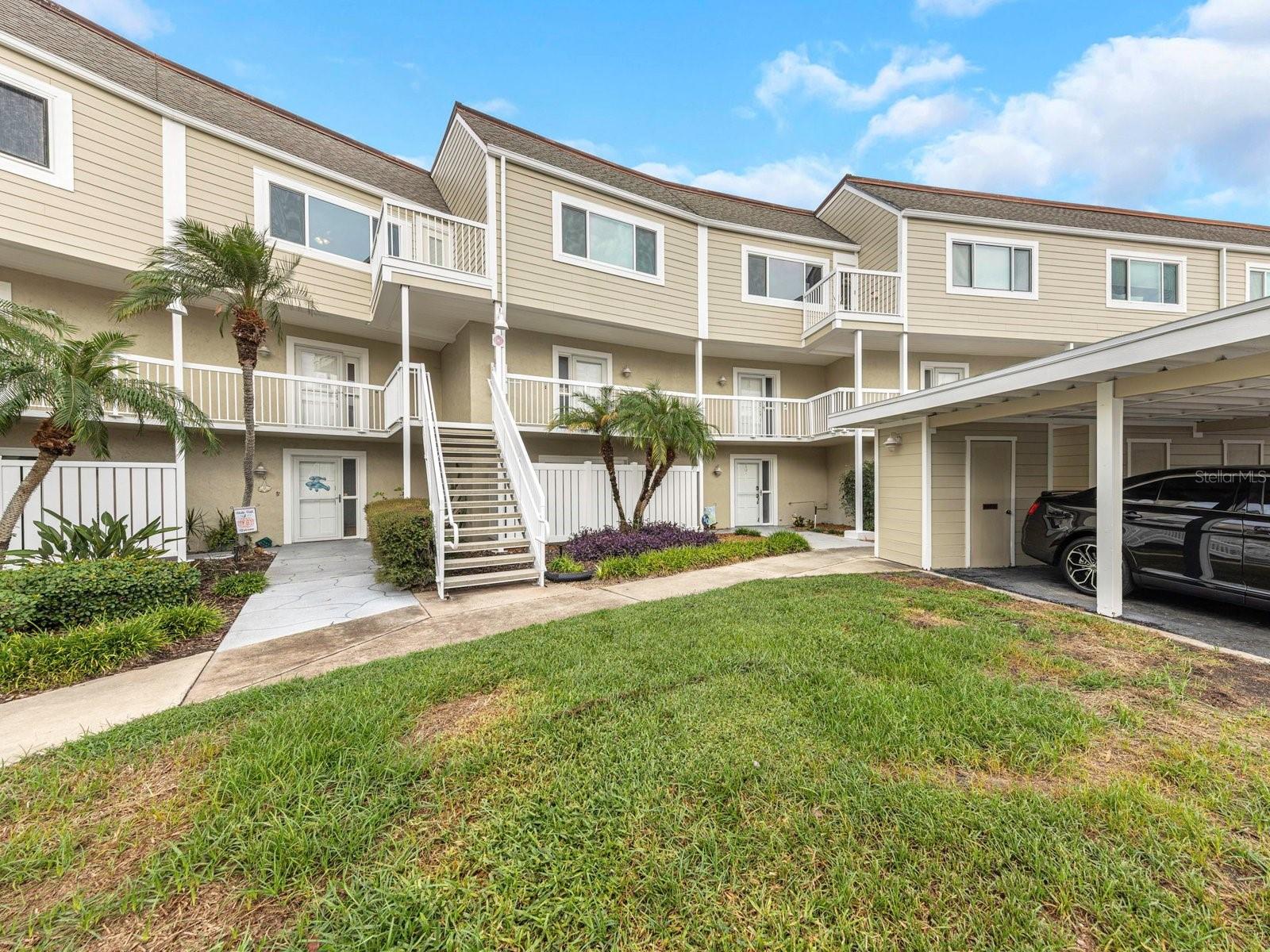 433 S Paula Dr #10 — photo