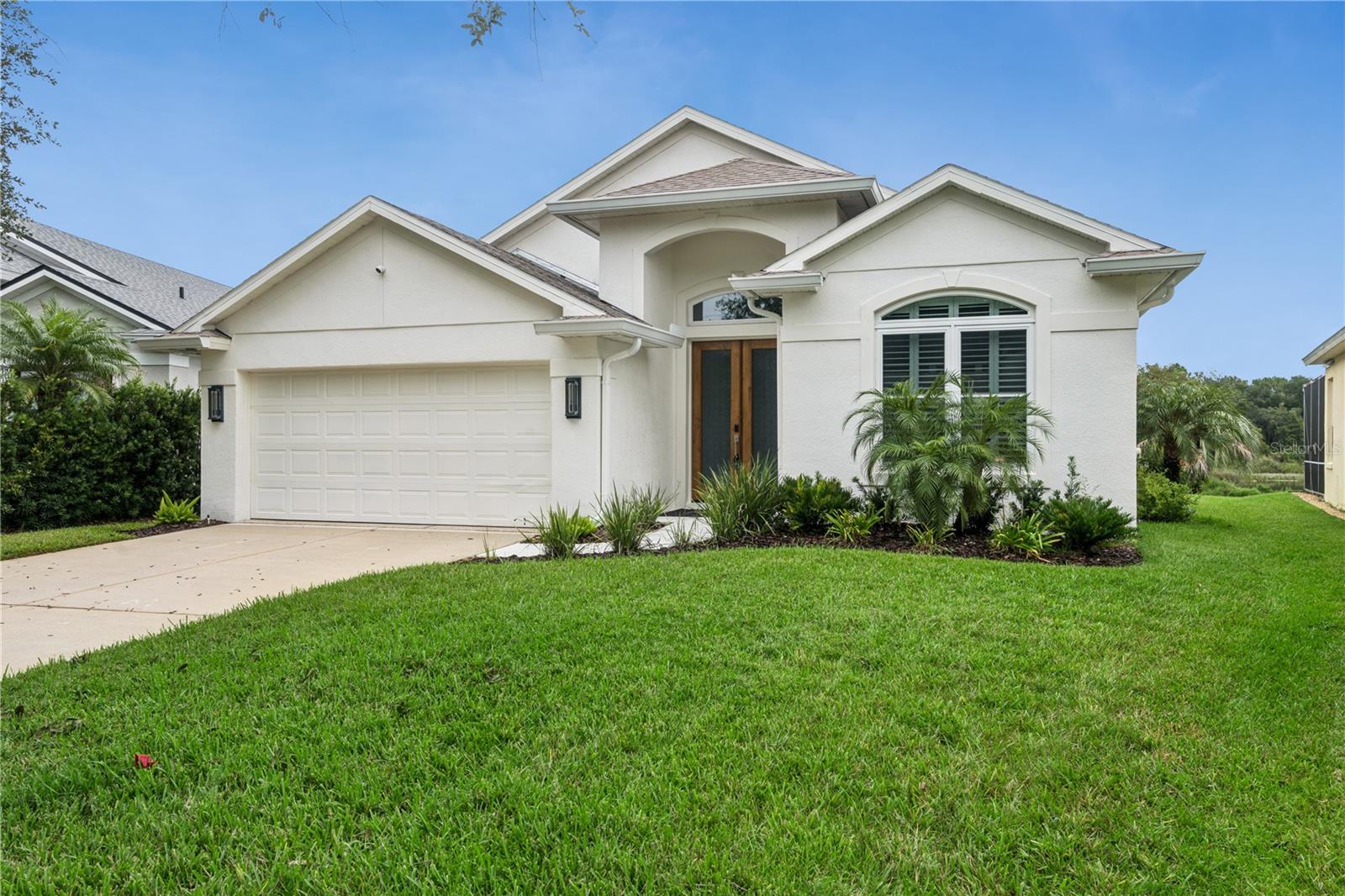 1676 Cherry Ridge Dr — photo