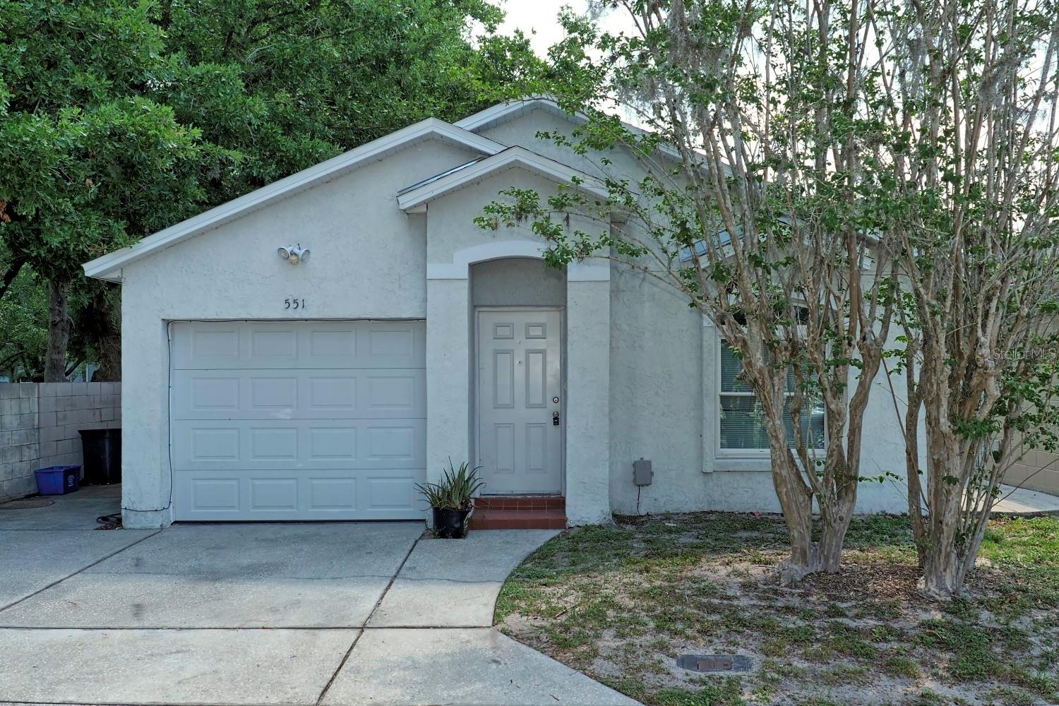 551 Carambola Ave — photo