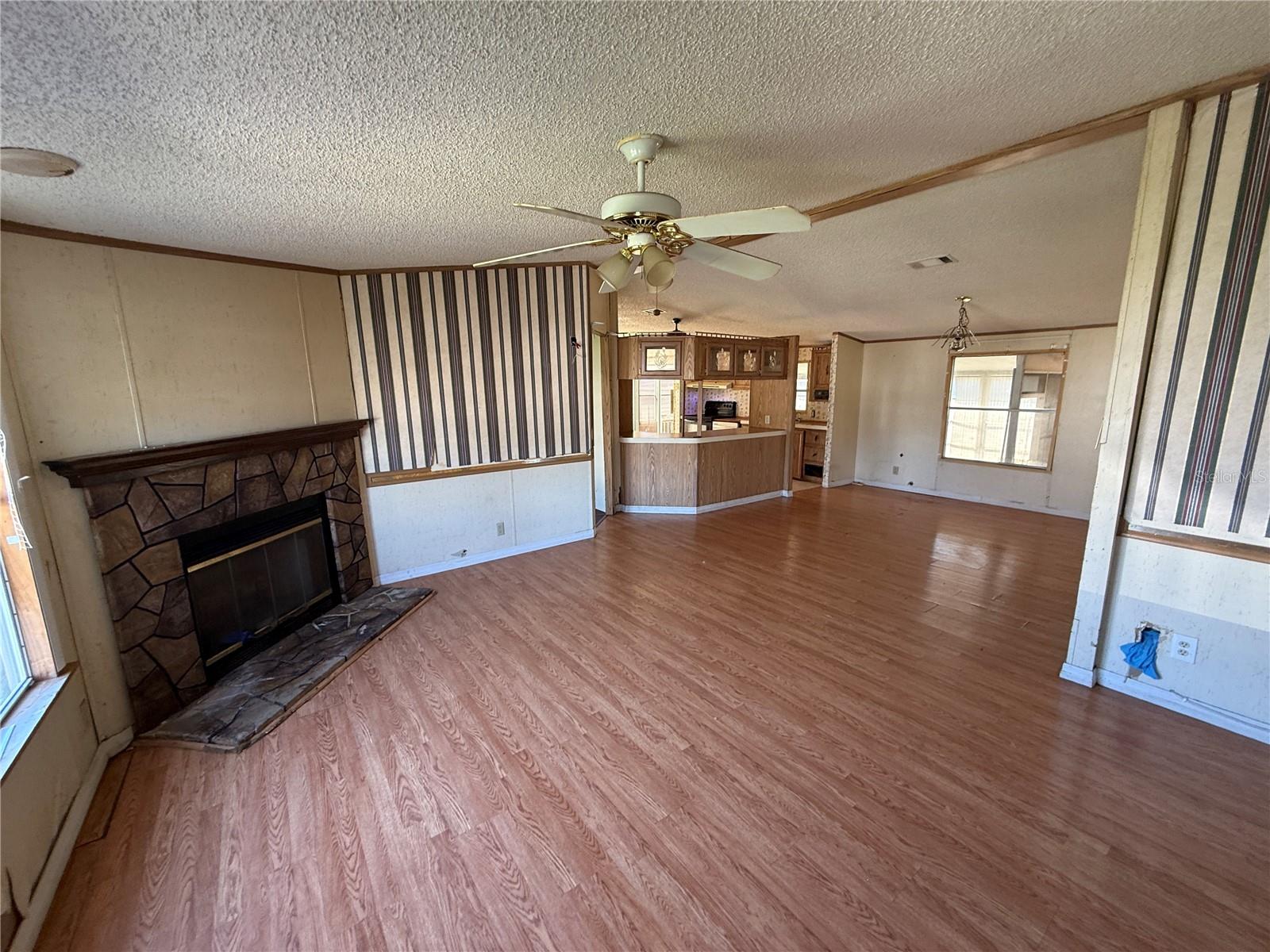 2001 Pine Street, St Cloud, FL 34769 — photo 3