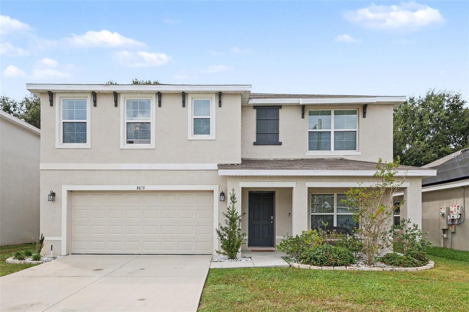 8693 Triumph Cir — photo