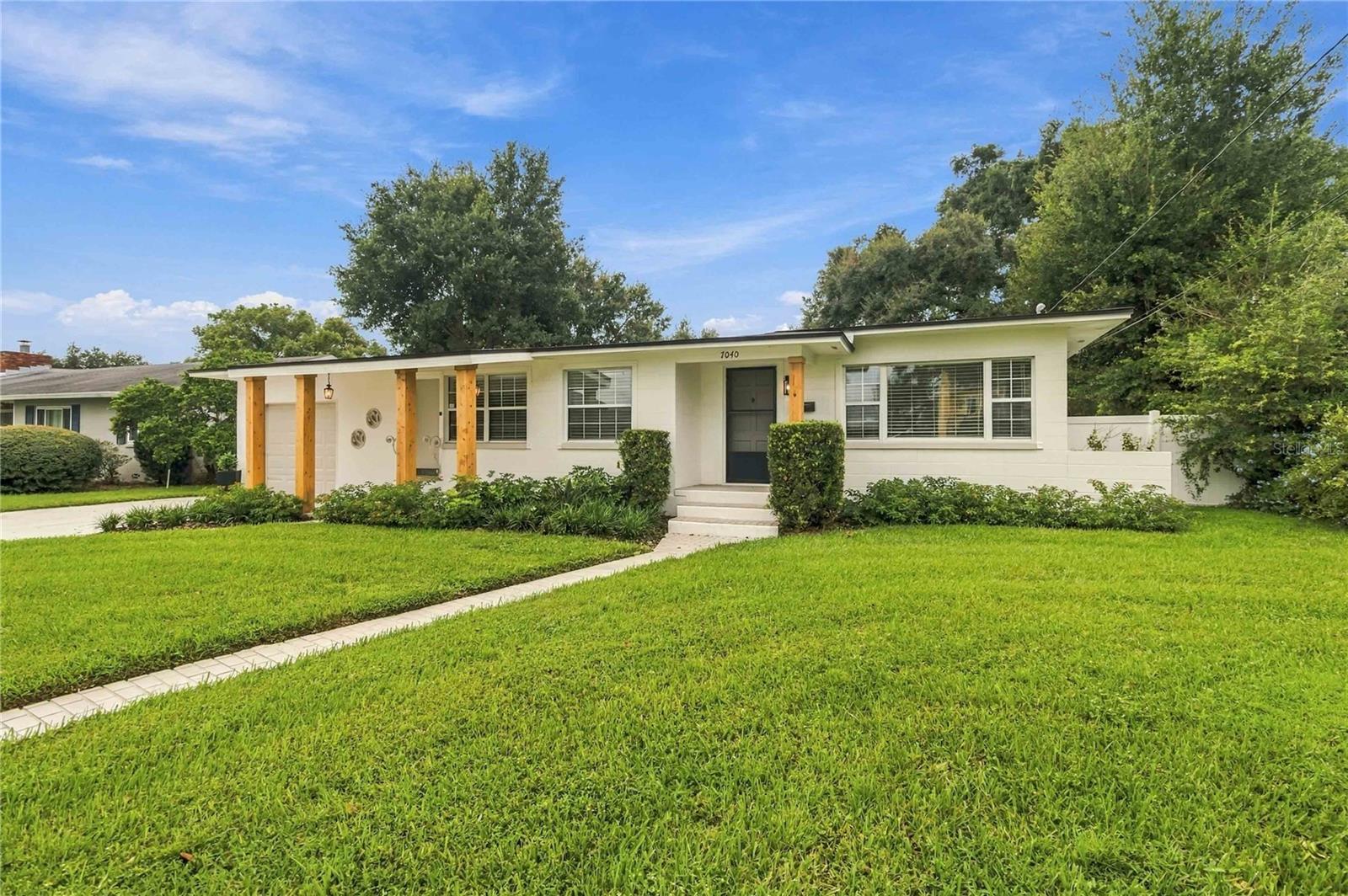 7040 Lake Dr — photo