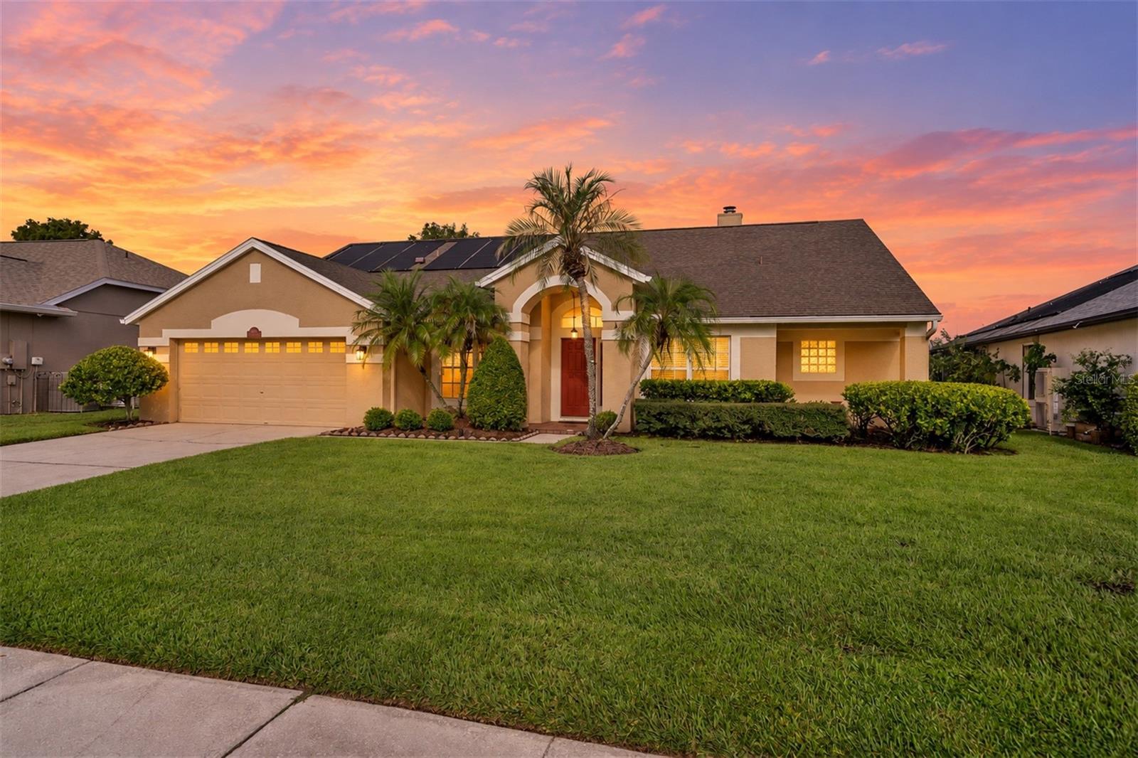 13715 Bluewater Cir — photo