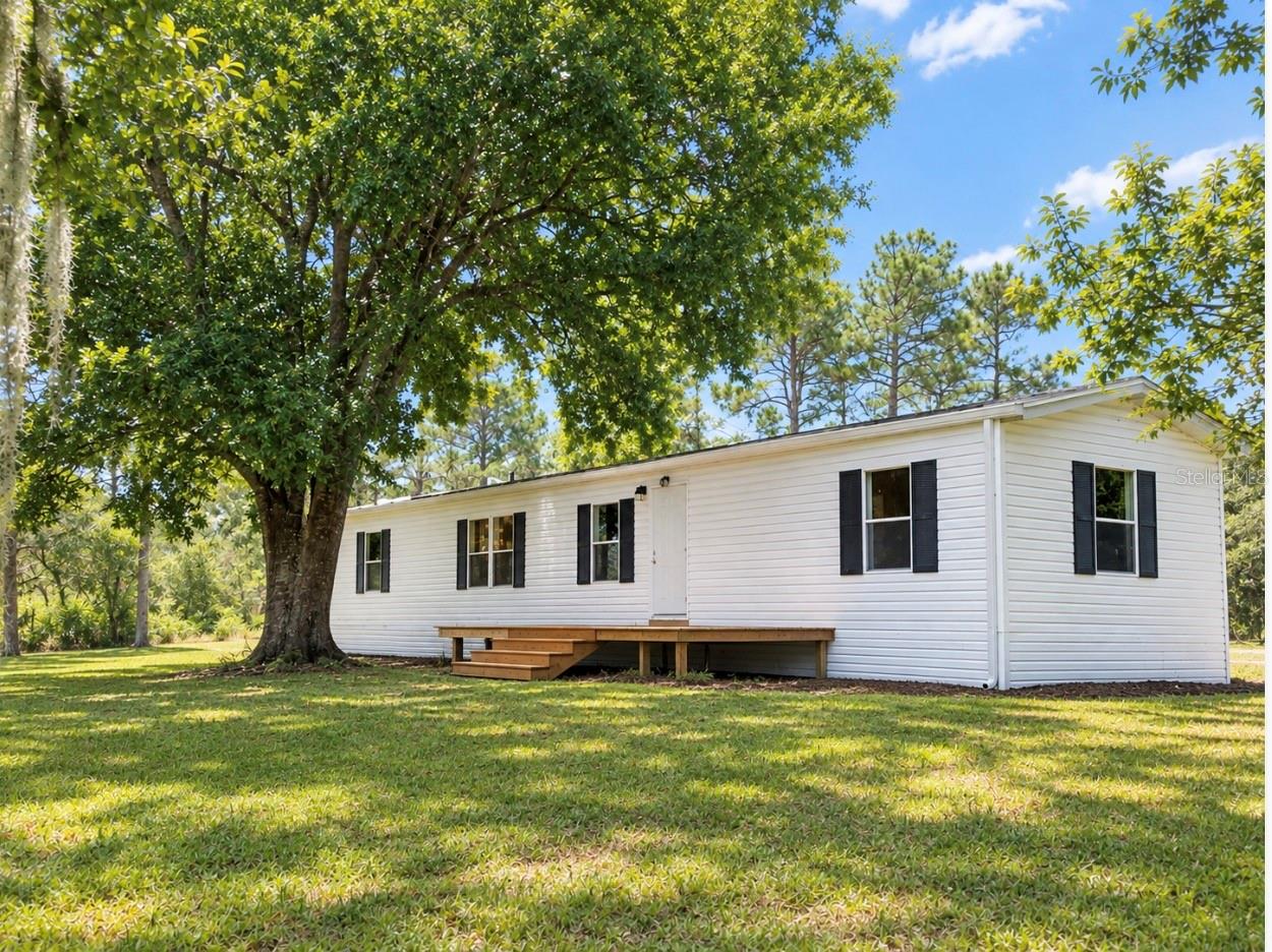 1533 Tiger Lake Rd — photo