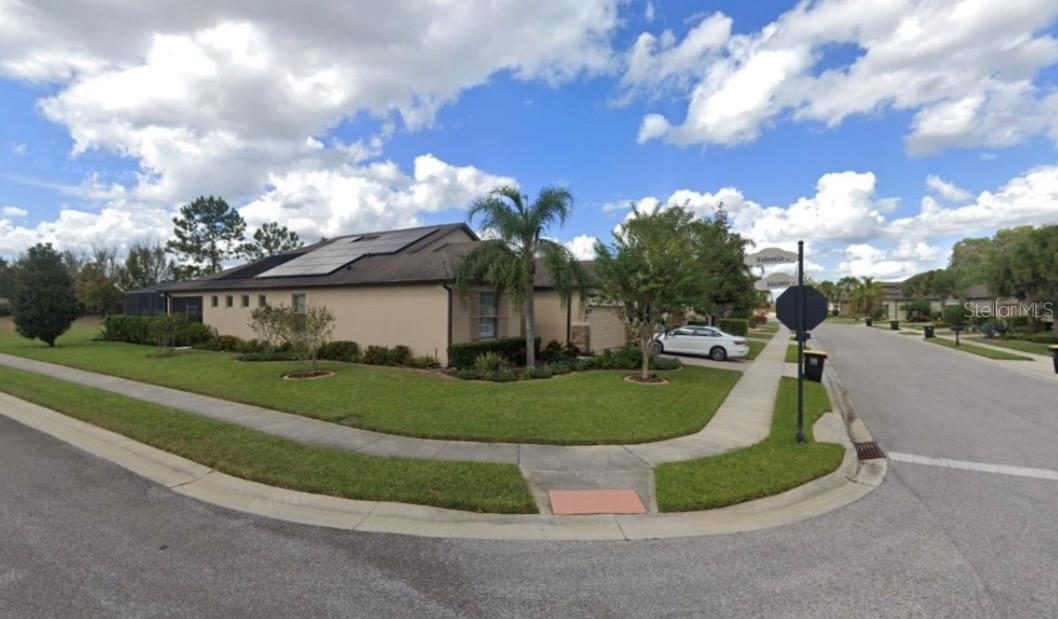 325 Alicante Ct — photo