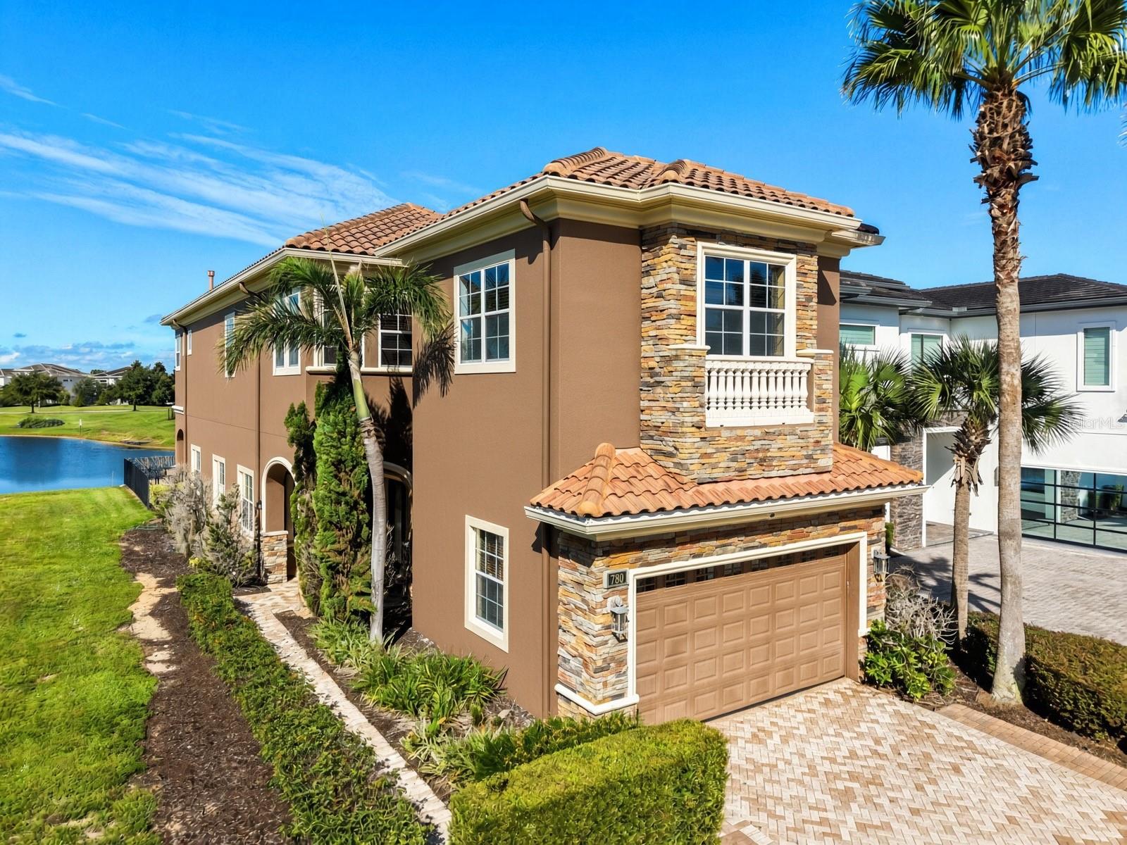 780 Golden Bear Dr — photo