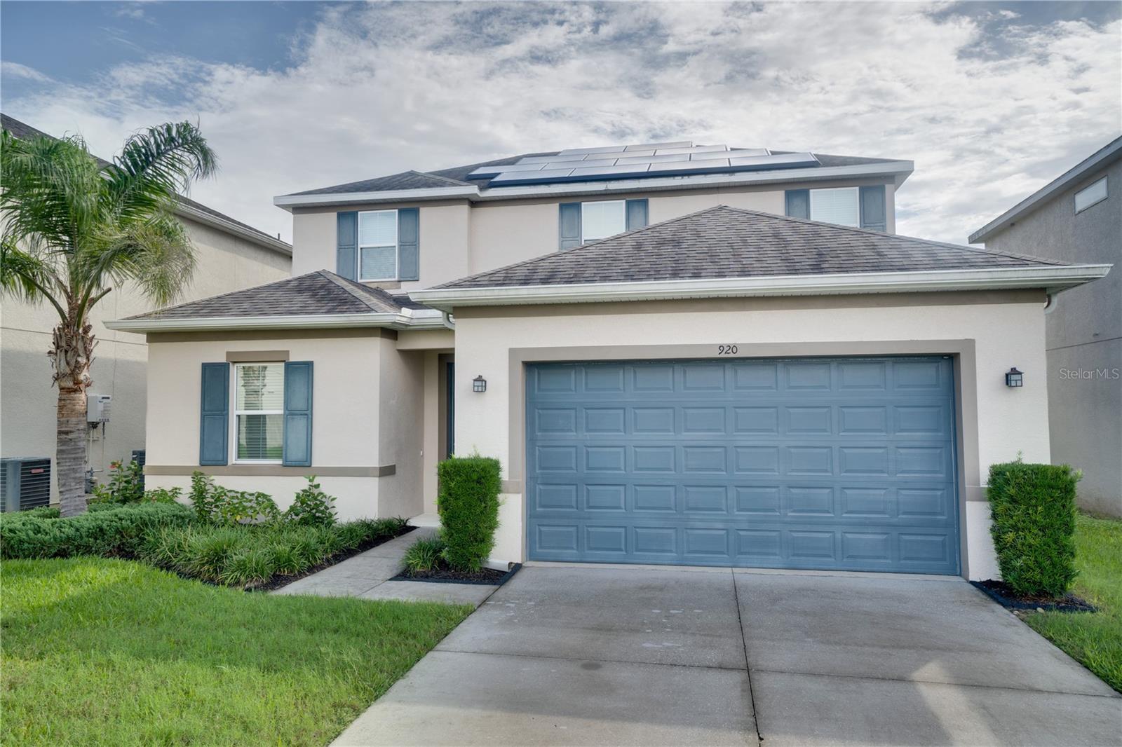 920 Grand Hilltop Dr — photo