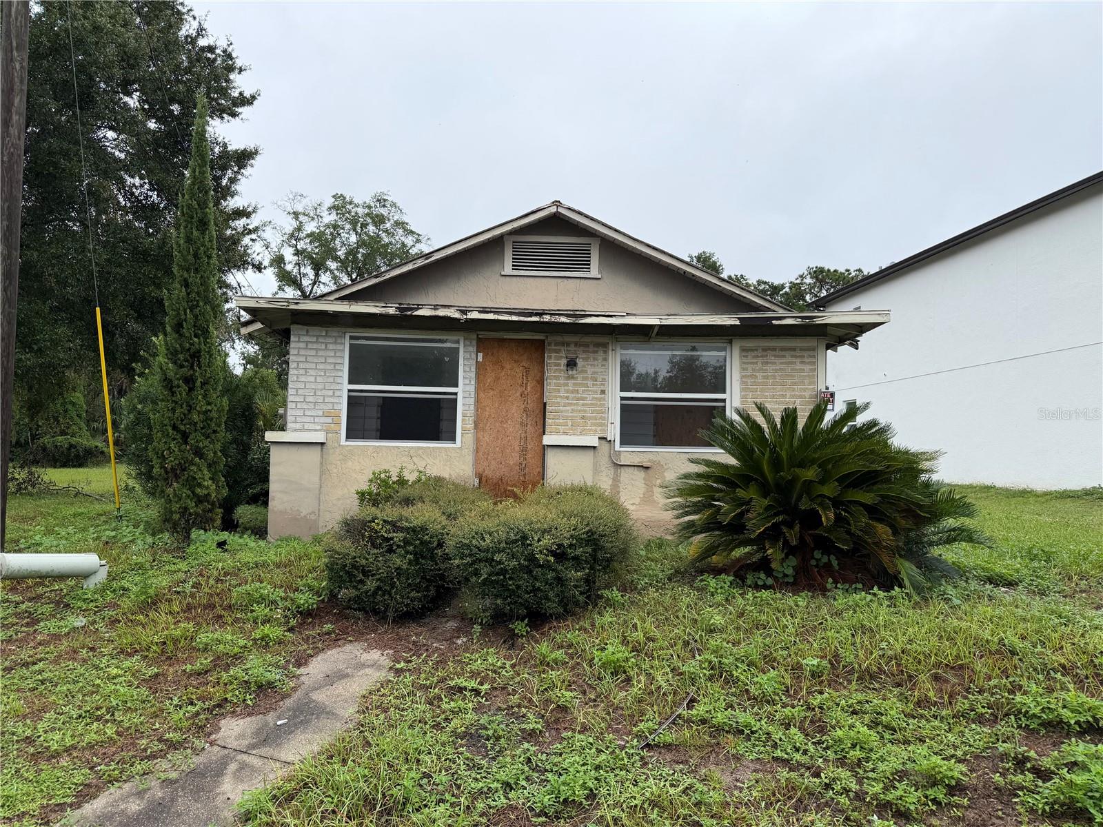 2311 S Ronald Reagan Blvd — photo