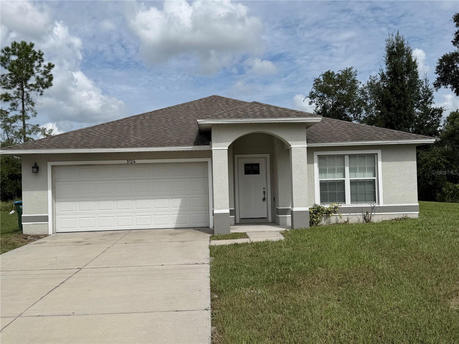 3124 N Covington Dr — photo