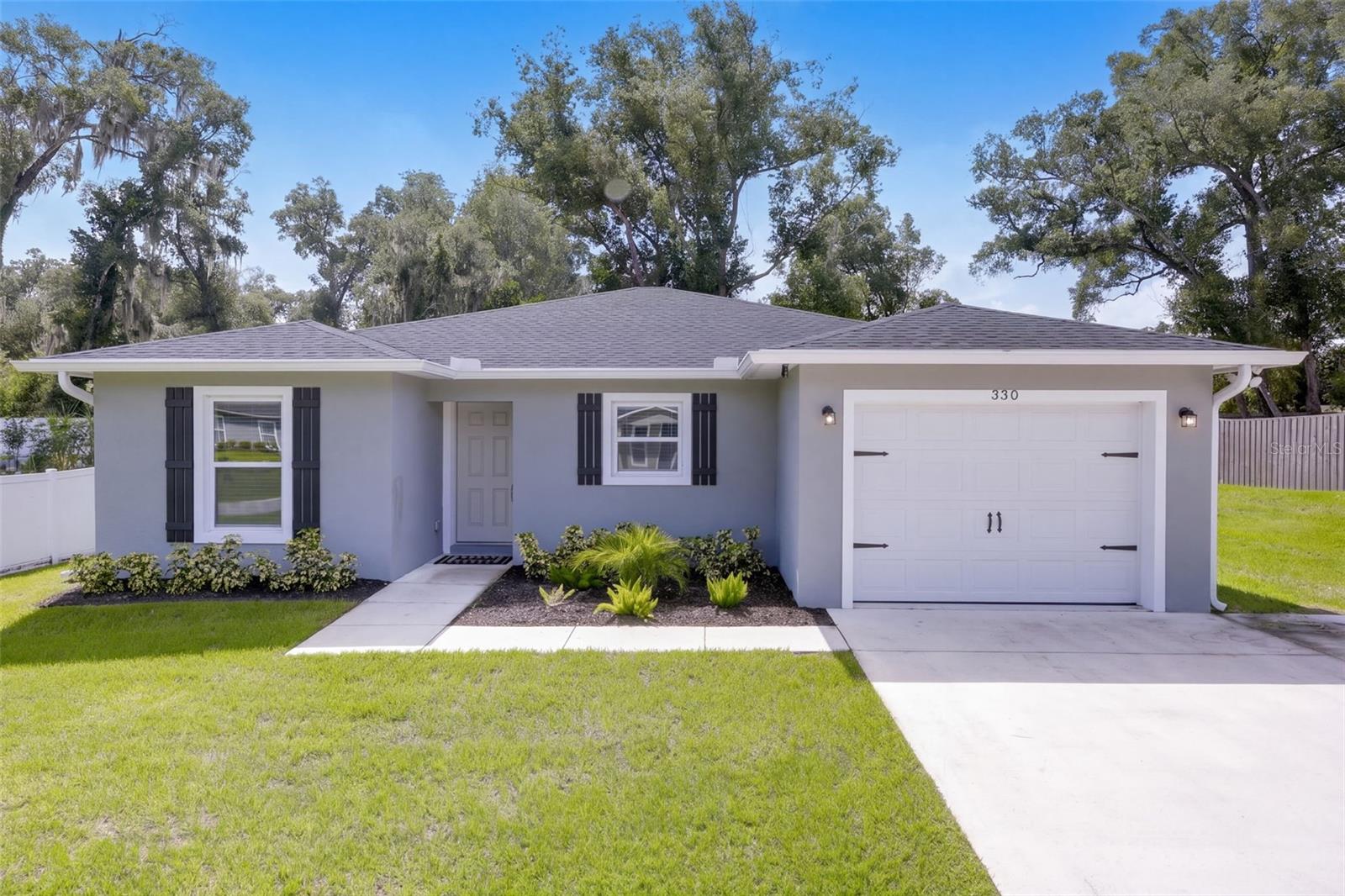 330 W Elm Dr — photo