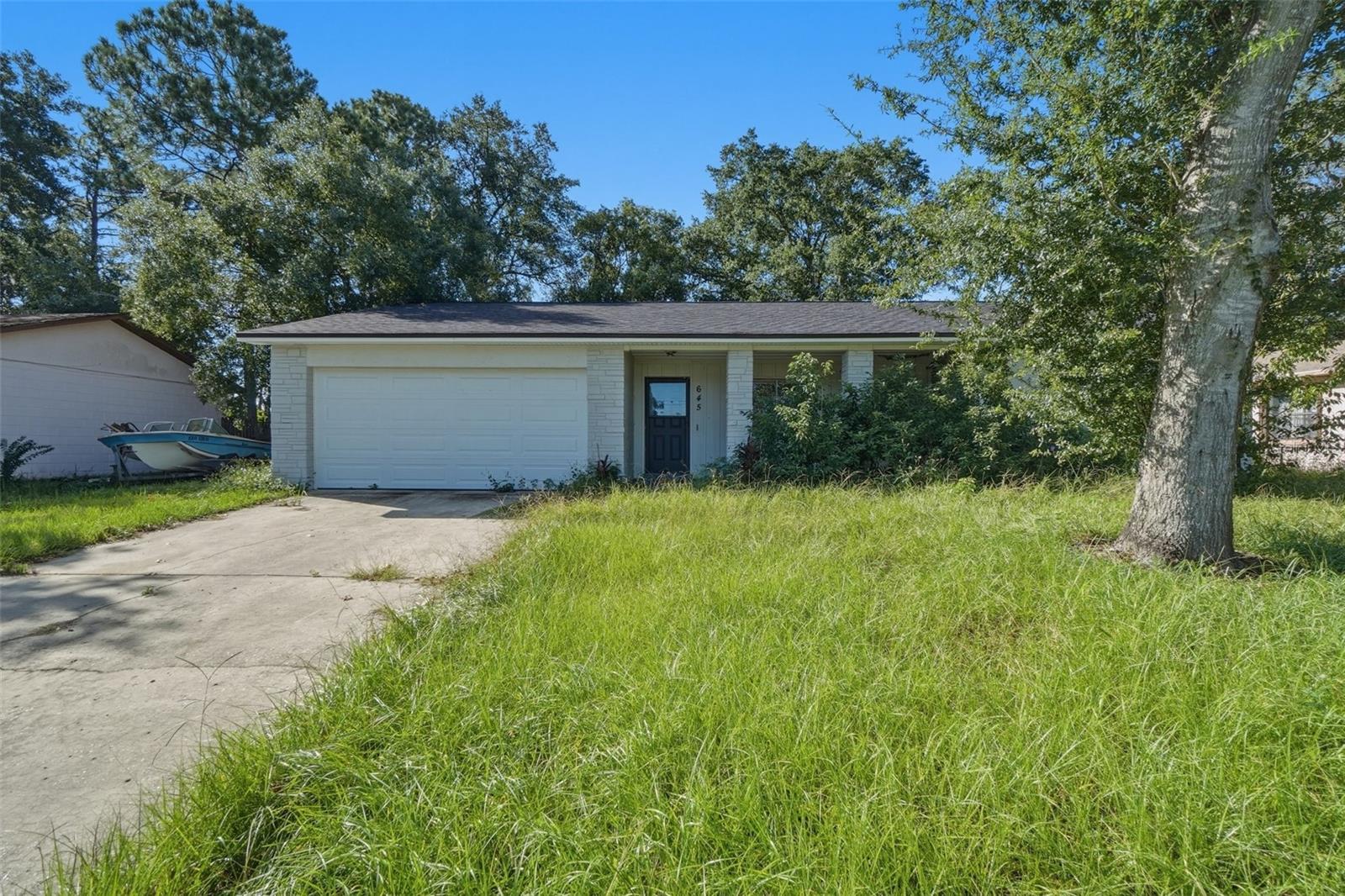 645 Veneer Dr — photo