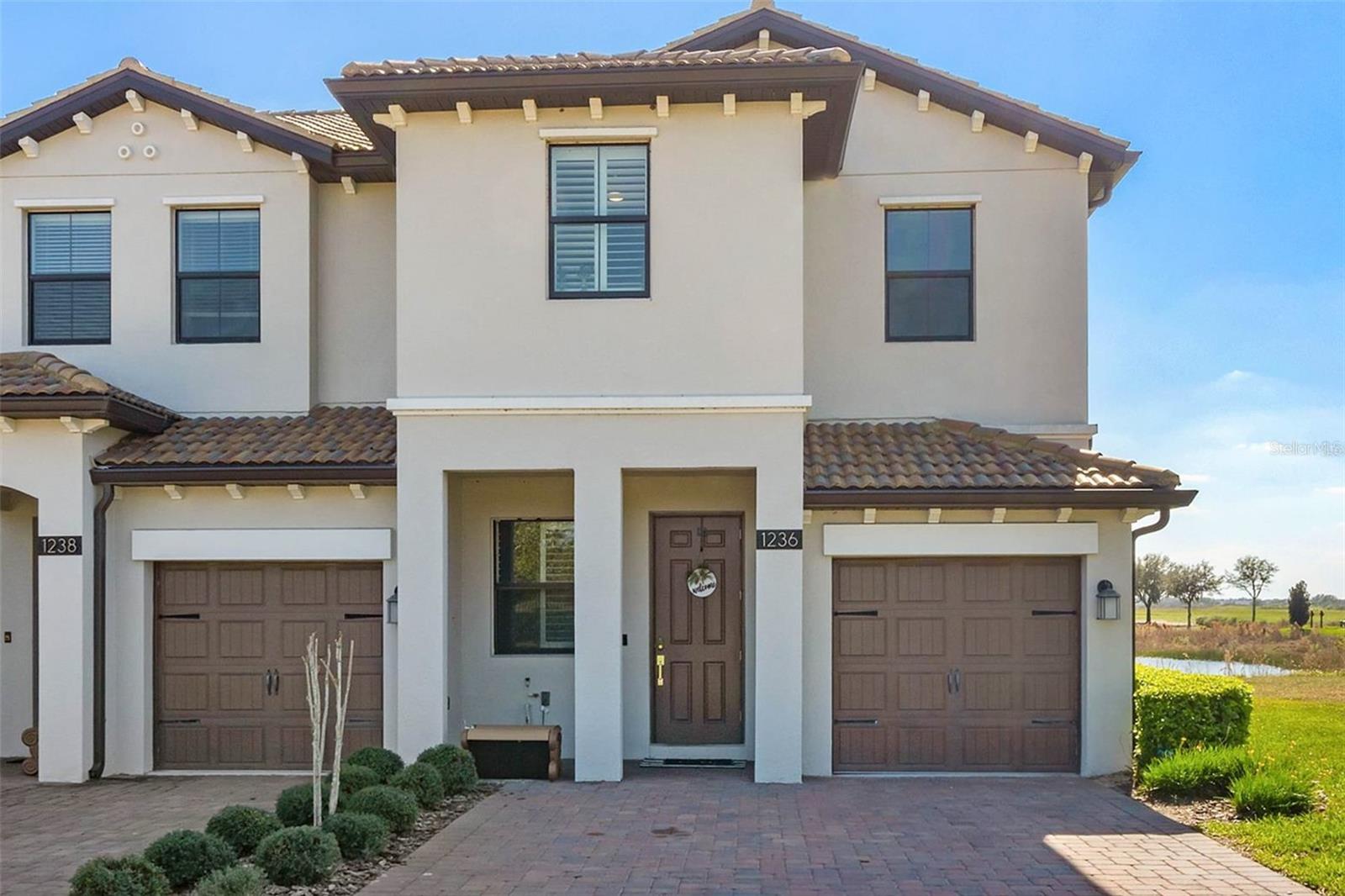 1236 Royal St George Blvd — photo