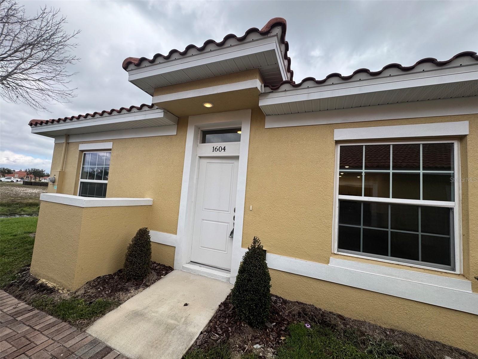 1604 Cumin Dr — photo